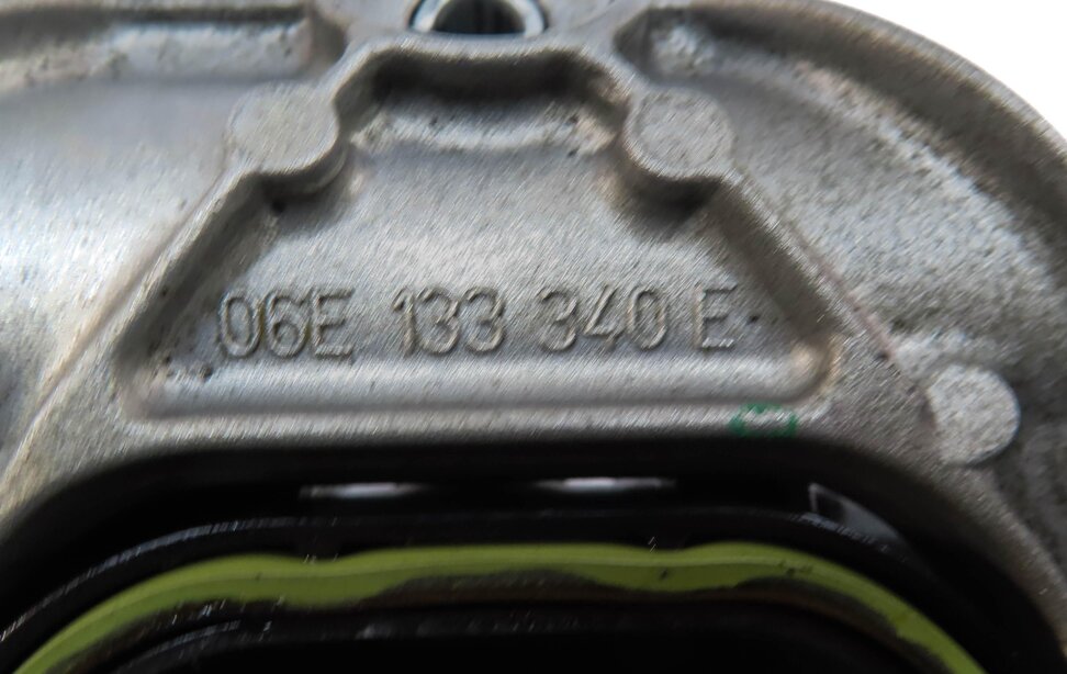 Thumbnail 6: 2014 AUDI A8 (D4 4H) 3.0L CTUB ENGINE RIGHT INTAKE MANIFOLD DIFFUSER w/ RAIL