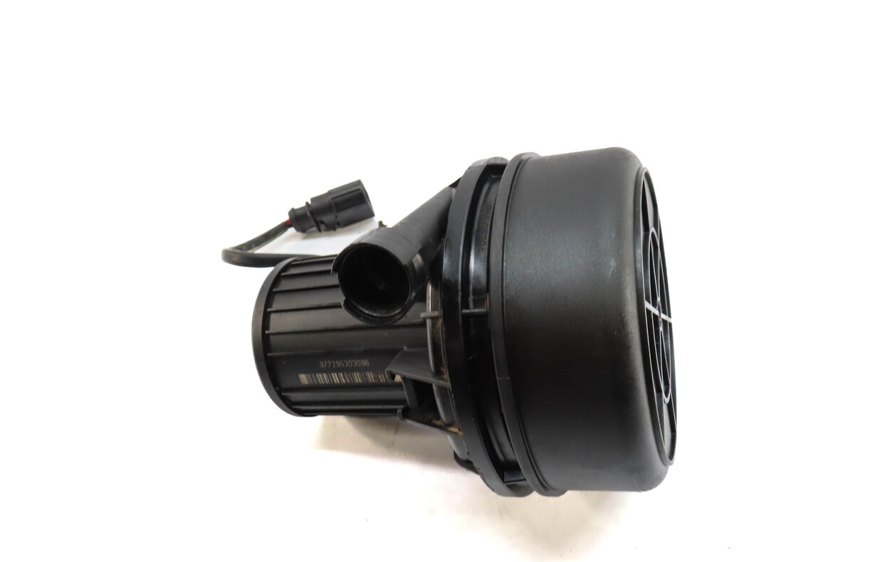 Thumbnail 2: 2014 AUDI A8 (D4 4H) 3.0L CTUB ENGINE SECONDARY AIR INJECTION SMOG EMISSION PUMP