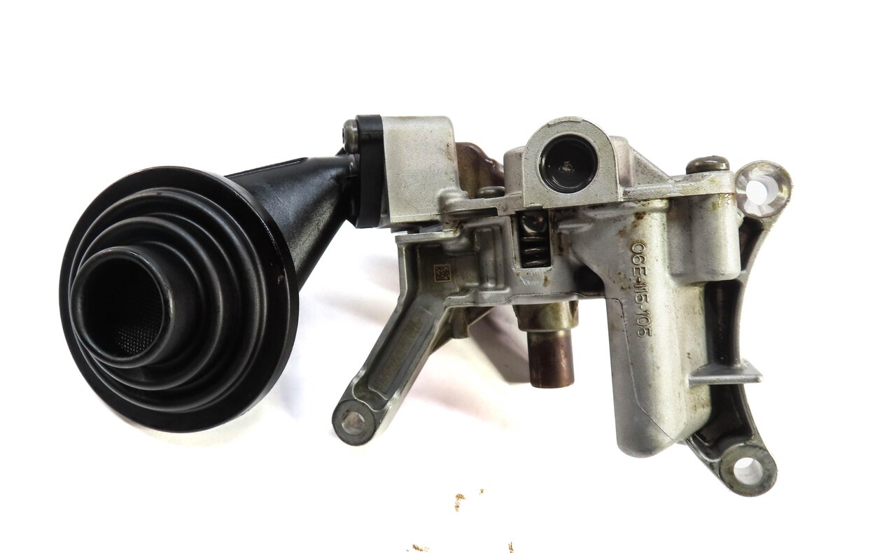 Thumbnail 4: 2014 AUDI A8 (D4 4H) 3.0L CTUB SUPERCHARGED ENGINE OIL PUMP w/ PICKUP & SHAFT