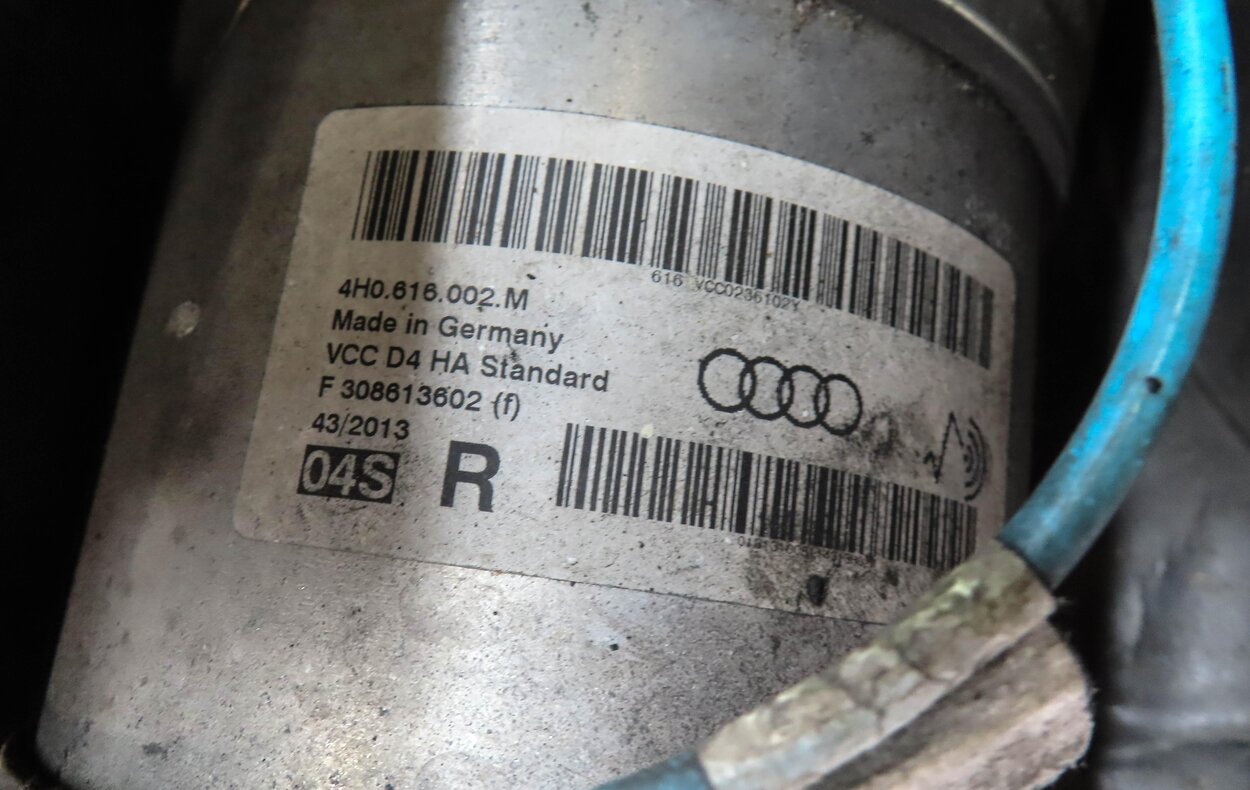 Thumbnail 6: 2011-2018 AUDI A8 S8 (D4 4H) RIGHT PASSENGER REAR AIR SUSPENSION SHOCK STRUT