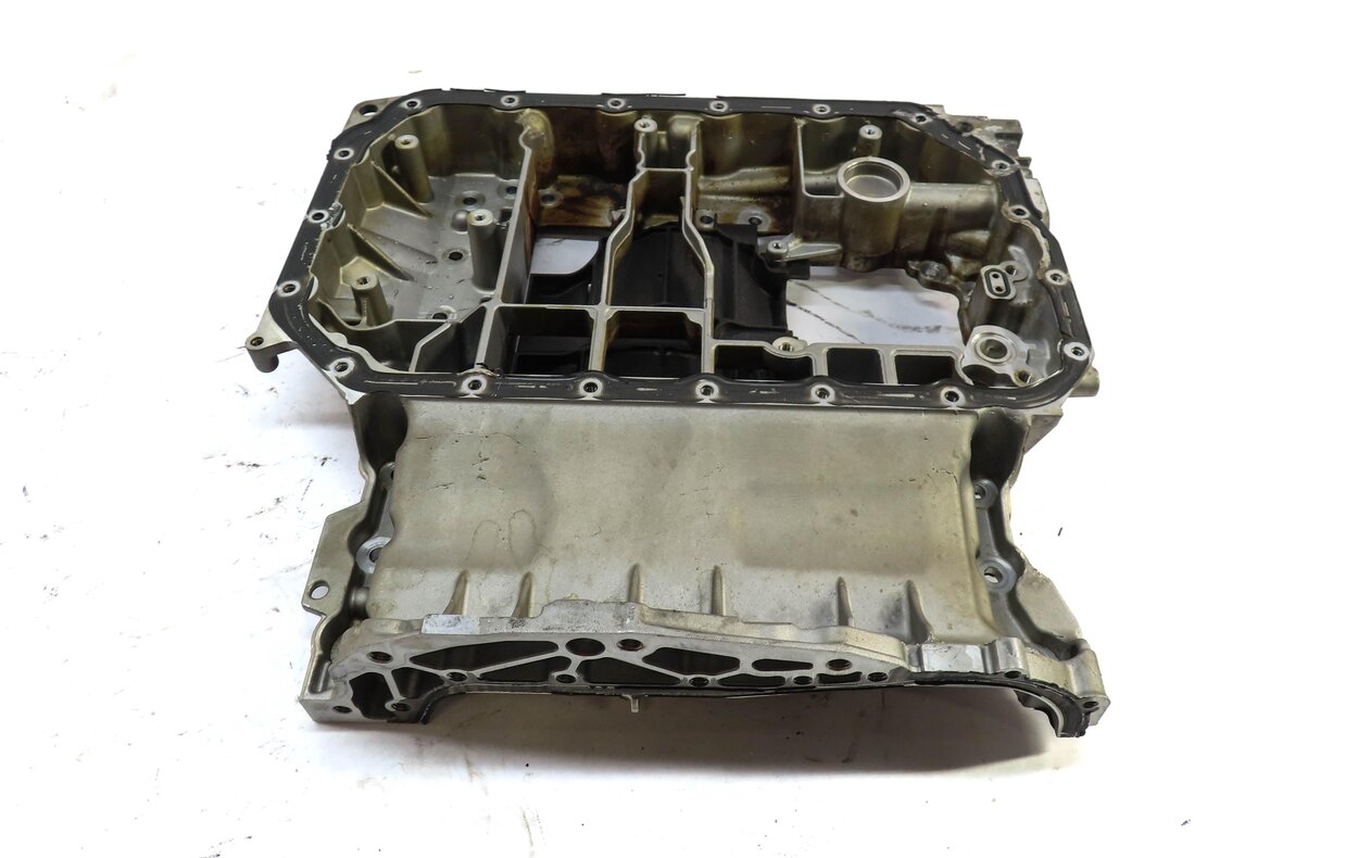 Thumbnail 2: 2014 AUDI A8 (D4 4H) 3.0L CTUB SUPERCHARGED ENGINE UPPER OIL PAN CRADLE