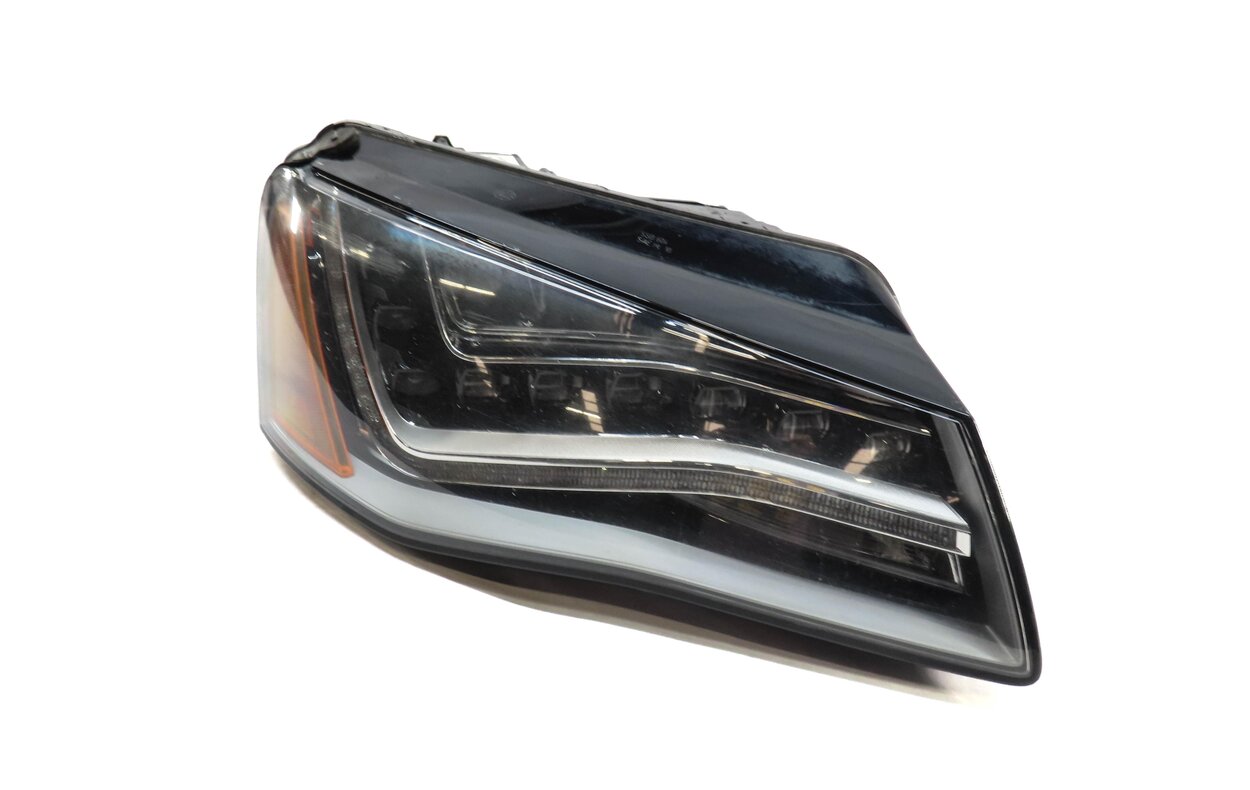 Thumbnail 1: 2011-2014 AUDI A8 (D4 4H) RIGHT PASSENGER DRL LED HEADLIGHT LIGHT LAMP (OPT 8EY)