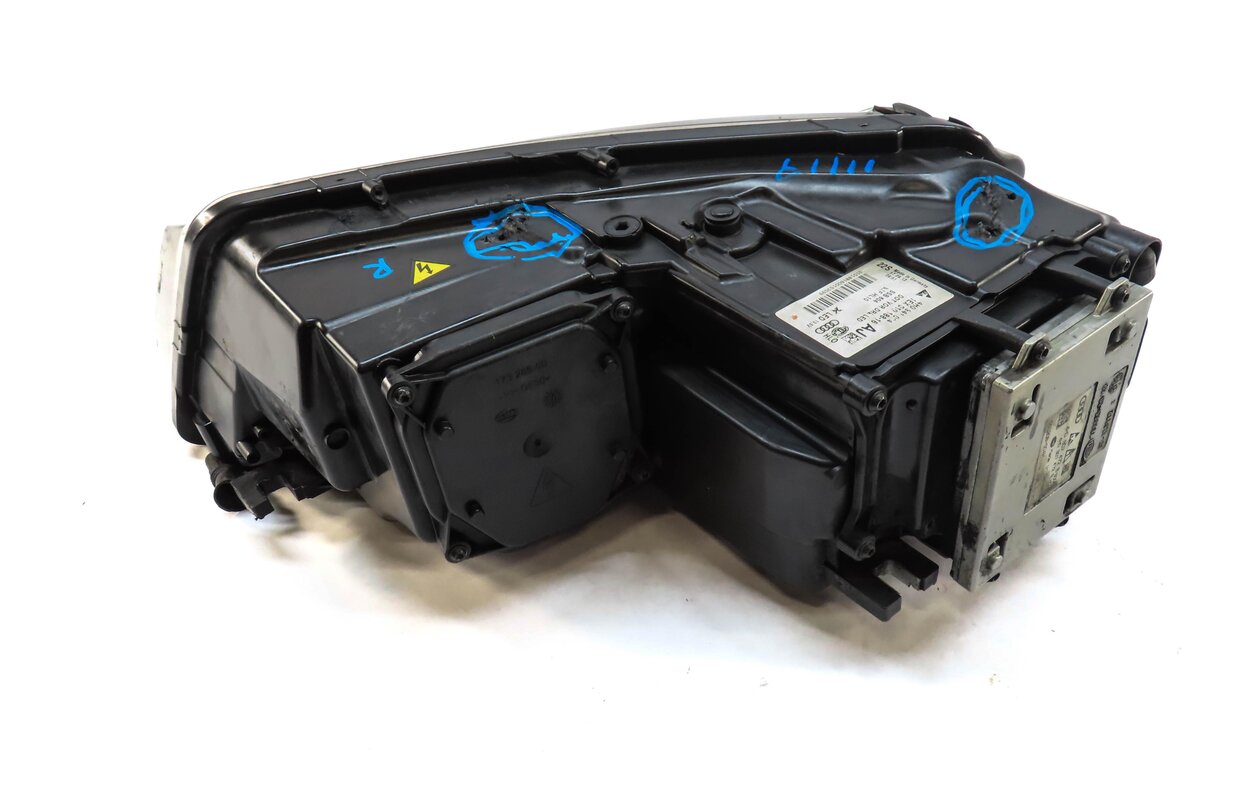 Thumbnail 4: 2011-2014 AUDI A8 (D4 4H) RIGHT PASSENGER DRL LED HEADLIGHT LIGHT LAMP (OPT 8EY)