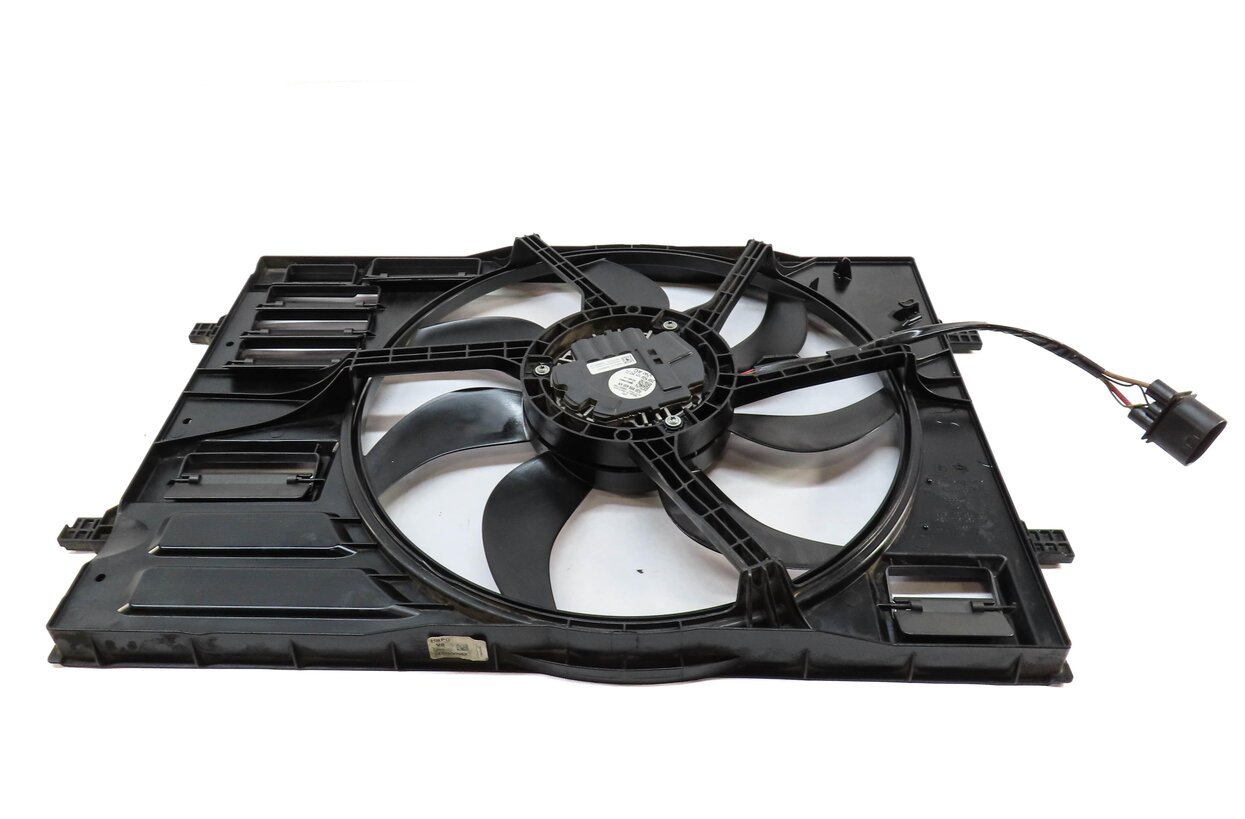 Thumbnail 4: 2015-2016 AUDI A3 (8V) 2.0L TURBO ENGINE - RADIATOR COOLING FAN ASSEMBLY