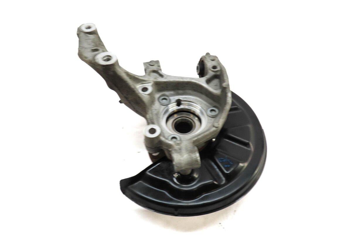 Thumbnail 3: 15-19 VW GOLF / AUDI A3 S3 RS3 (8V) AWD - LEFT REAR SPINDLE KNUCKLE WHEEL HUB