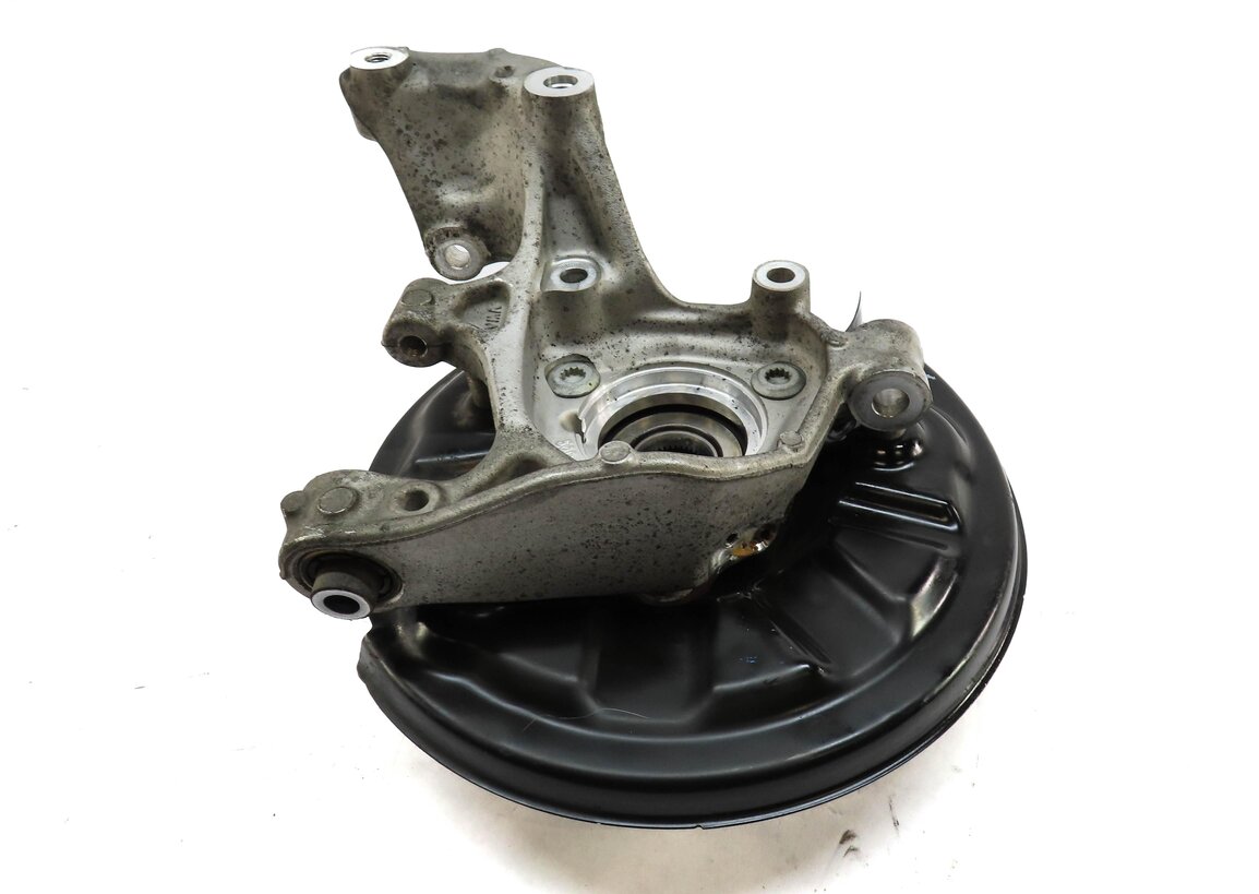Thumbnail 2: 15-19 VW GOLF / AUDI A3 S3 RS3 (8V) AWD - RIGHT REAR SPINDLE KNUCKLE WHEEL HUB