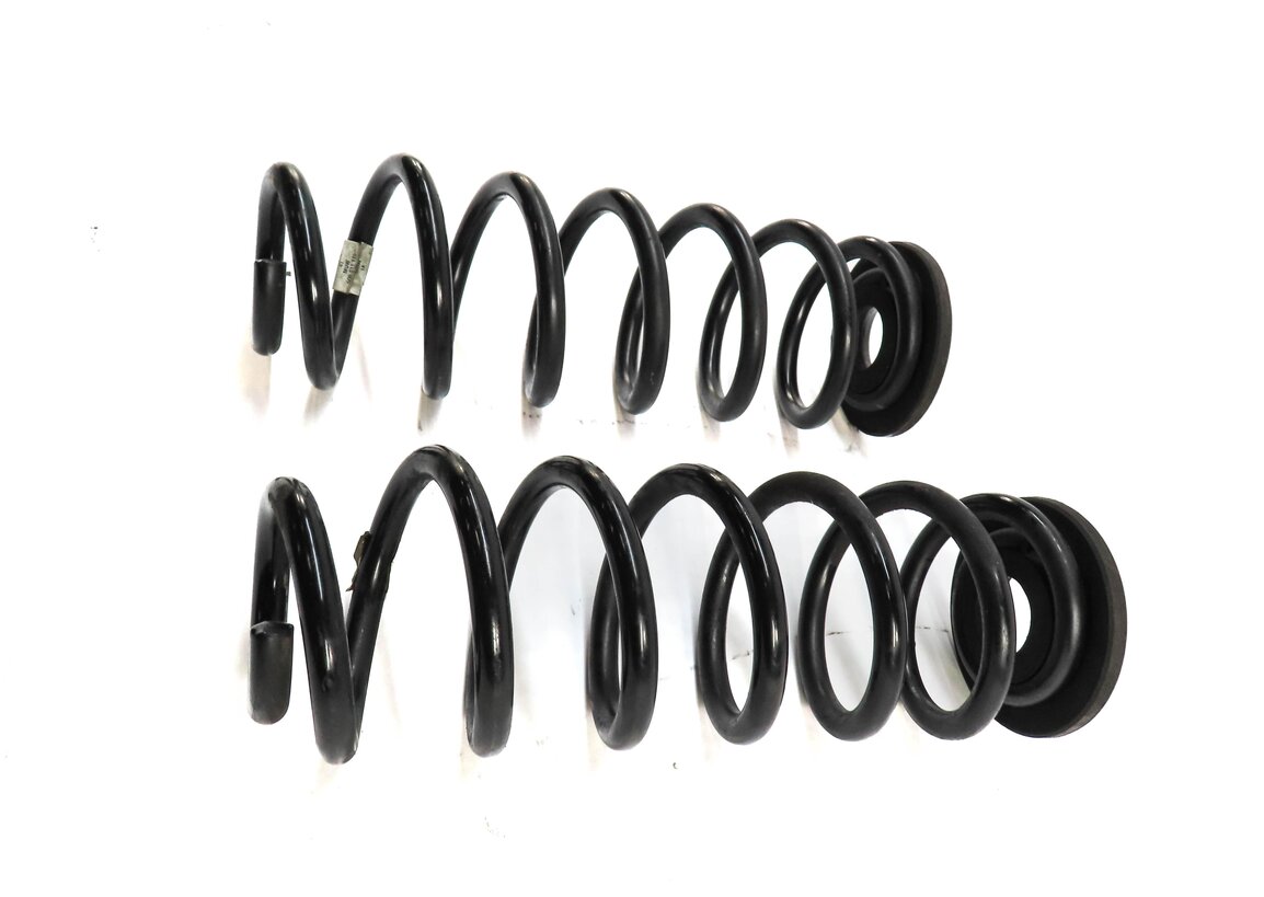 Thumbnail 4: 2015-2018 AUDI A3 S3 RS3 (8V) LEFT & RIGHT REAR SUSPENSION COIL SPRING SET