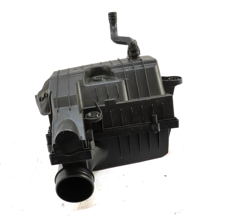 2015 AUDI A3 (8V) 2.0L TURBO CNTC ENGINE AIR CLEANER FILTER HOUSING BOX