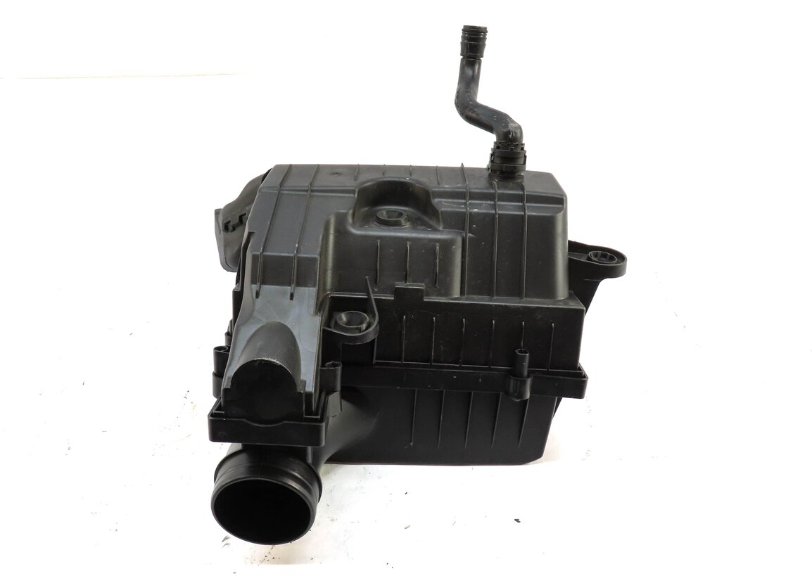 Thumbnail 2: 2015 AUDI A3 (8V) 2.0L TURBO CNTC ENGINE AIR CLEANER FILTER HOUSING BOX