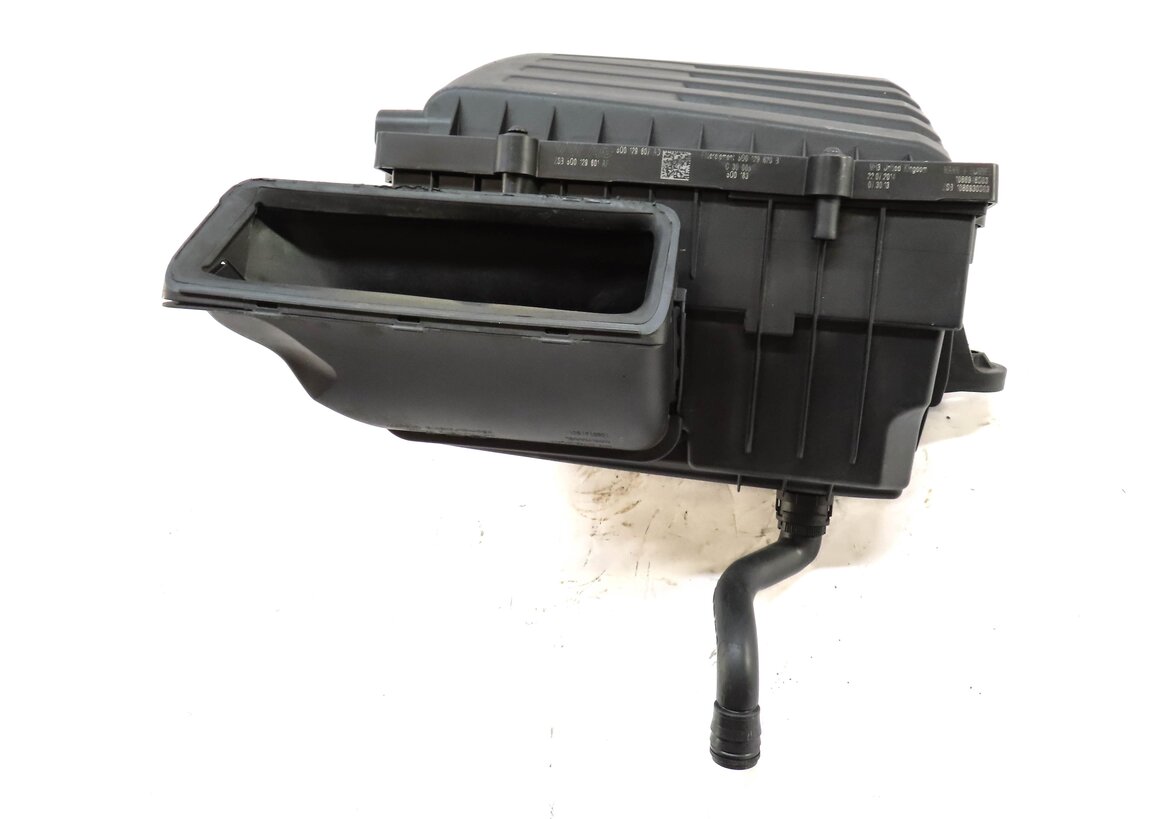 Thumbnail 4: 2015 AUDI A3 (8V) 2.0L TURBO CNTC ENGINE AIR CLEANER FILTER HOUSING BOX