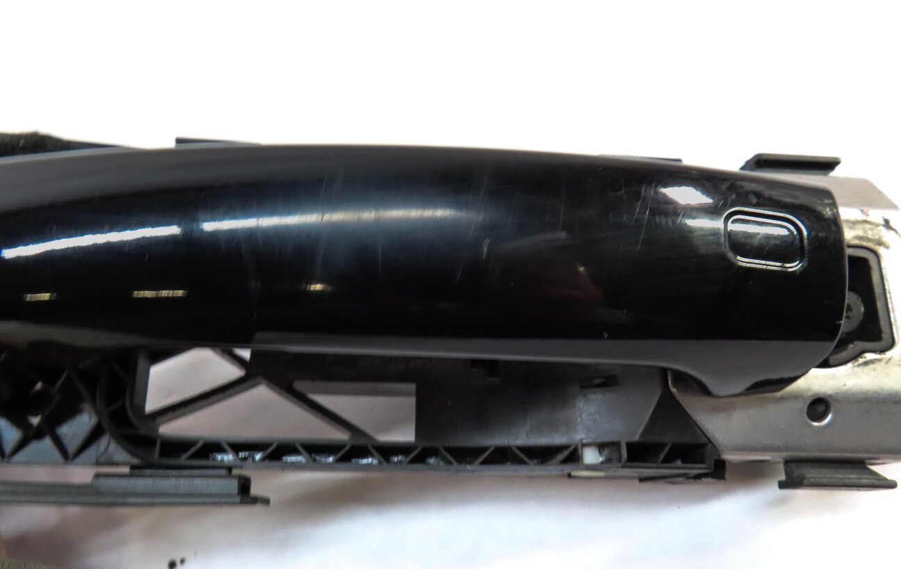 Thumbnail 5: 2015-2018 AUDI TT (MK3) LEFT FRONT DRIVER EXTERIOR DOOR HANDLE (BRILLIANT BLACK)