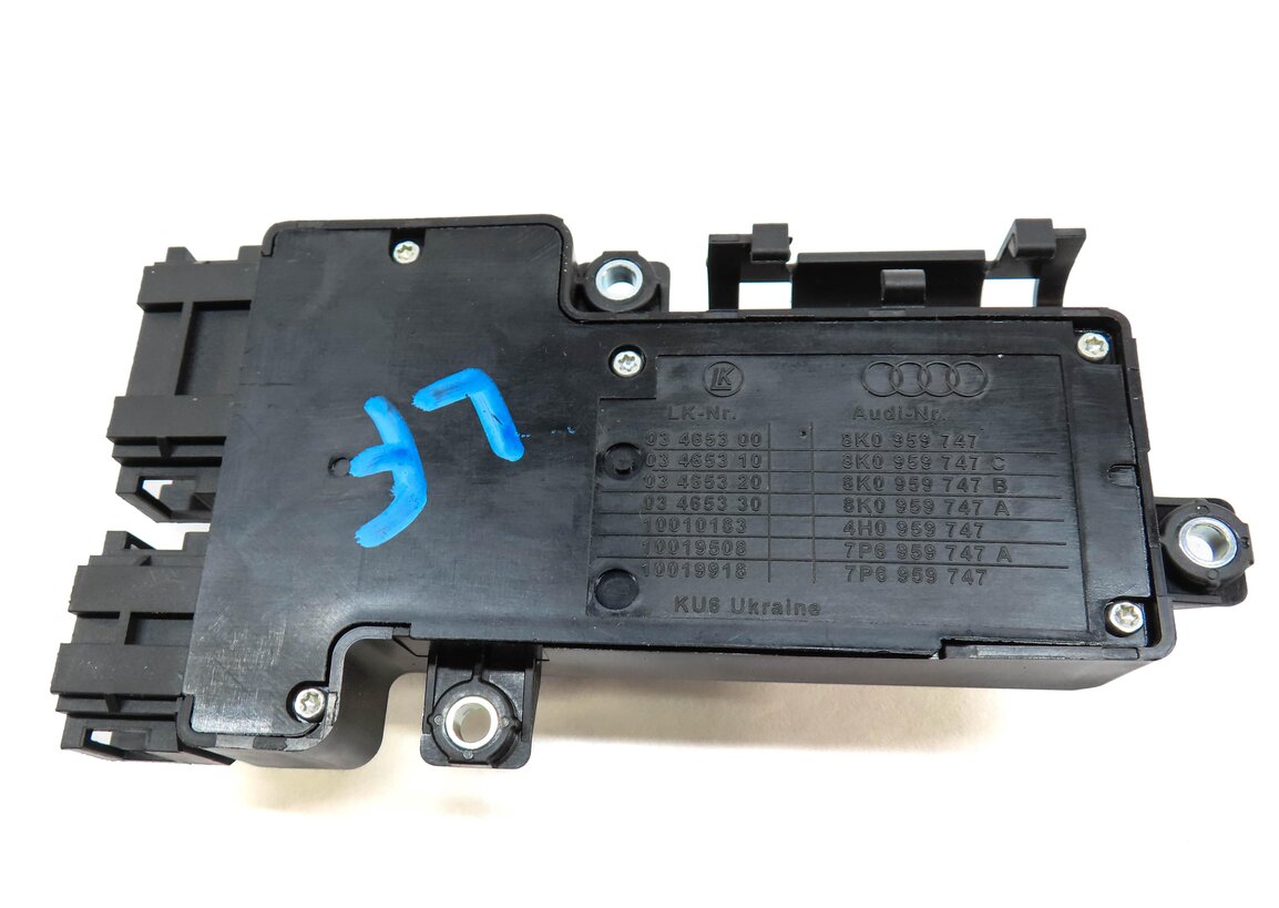 Thumbnail 6: 2015 AUDI A3 (8V) FRONT LEFT SEAT ADJUSTMENT ADJUST & LUMBAR SWITCH SET (BLACK)