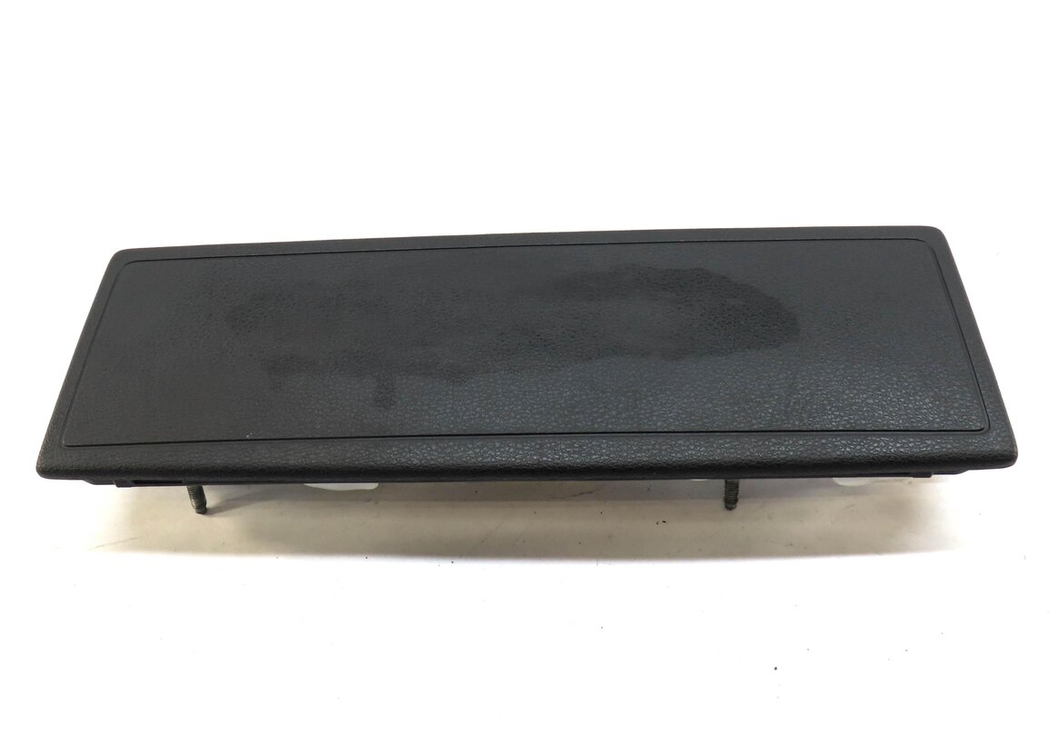 Thumbnail 2: 2015-2018 AUDI A3 S3 (8V) RIGHT FRONT PASSENGER KNEE AIRBAG AIR BAG SRS (BLACK)