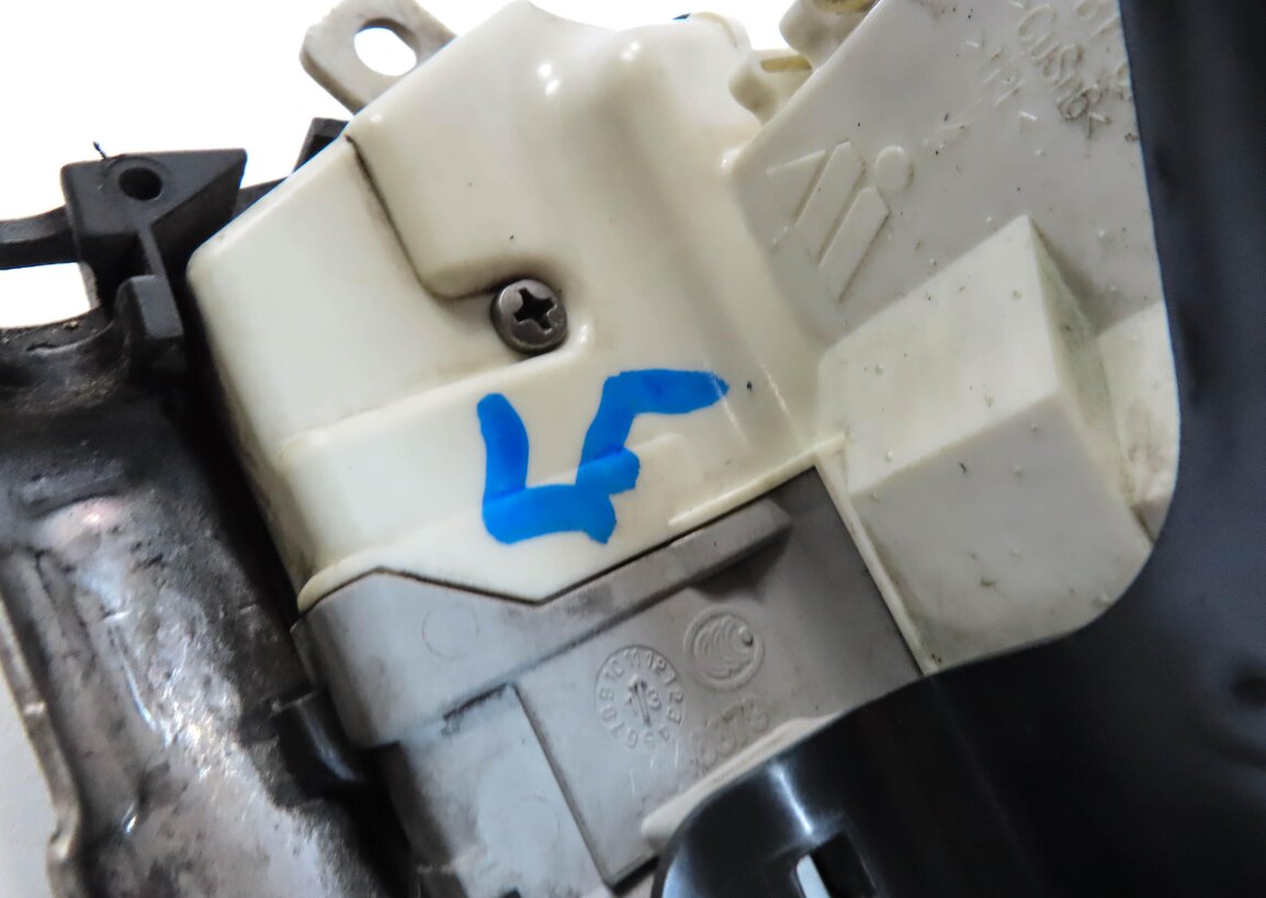 Thumbnail 5: 15-21 AUDI A3 S3 A4 Q5 TT (8V B9 MK3 FY) LEFT FRONT DRIVER DOOR LOCK LATCH