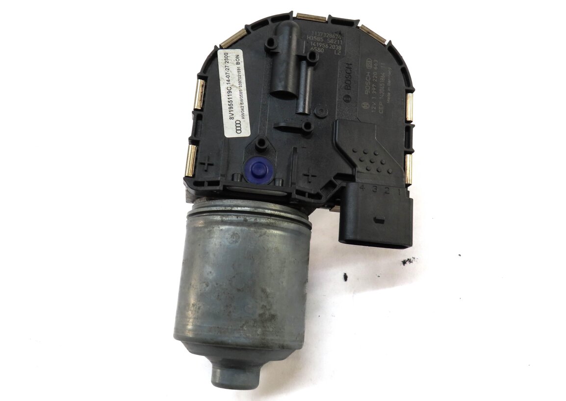 Thumbnail 2: 2015-2018 AUDI A3 S3 RS3 (8V) SEDAN / CONVERTIBLE - FRONT WINDSHIELD WIPER MOTOR