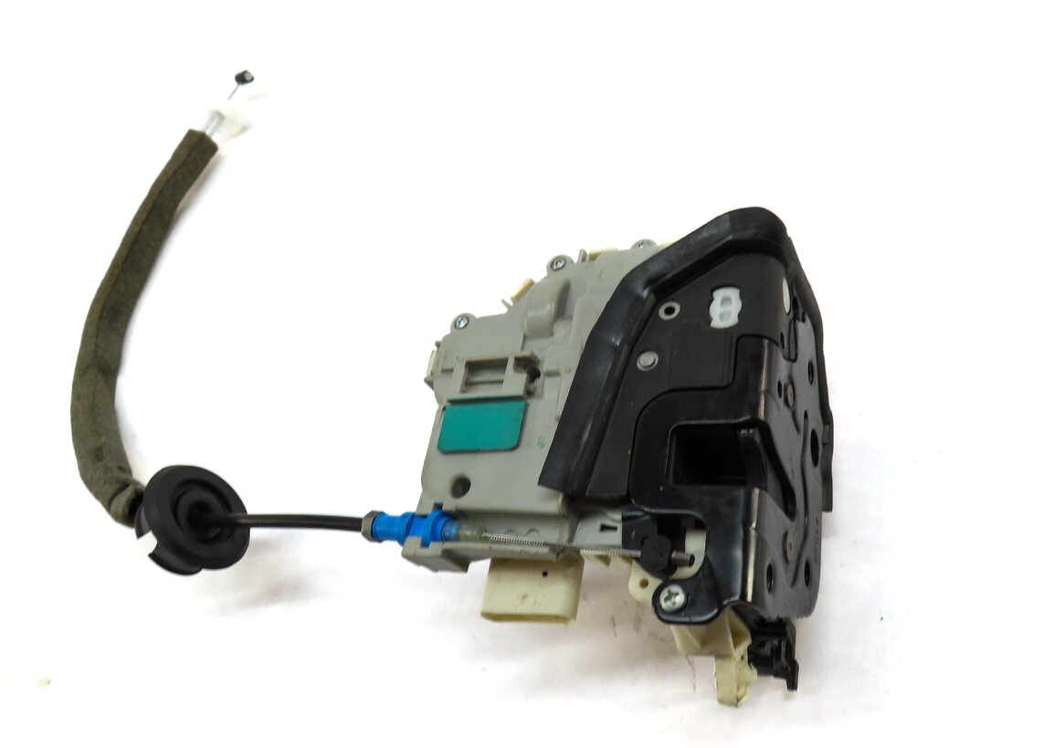 Thumbnail 4: 15-21 AUDI A3 S3 A4 Q5 TT (8V B9 MK3 FY) RIGHT FRONT PASSENGER DOOR LOCK LATCH