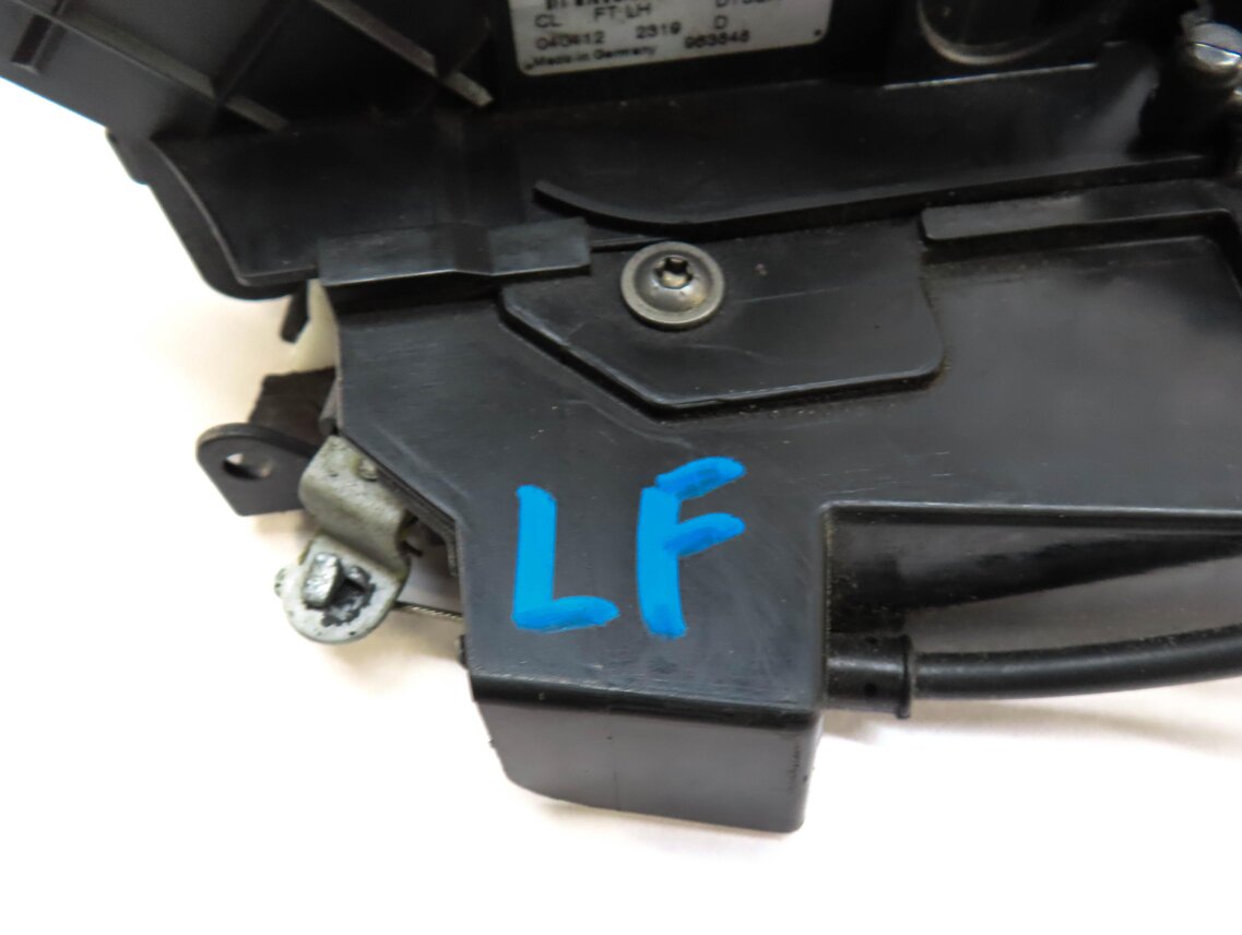 Thumbnail 5: 2010-2019 EVOQUE LR4 / RANGE ROVER SPORT (L320) LEFT FRONT PASSIVE DOOR LATCH