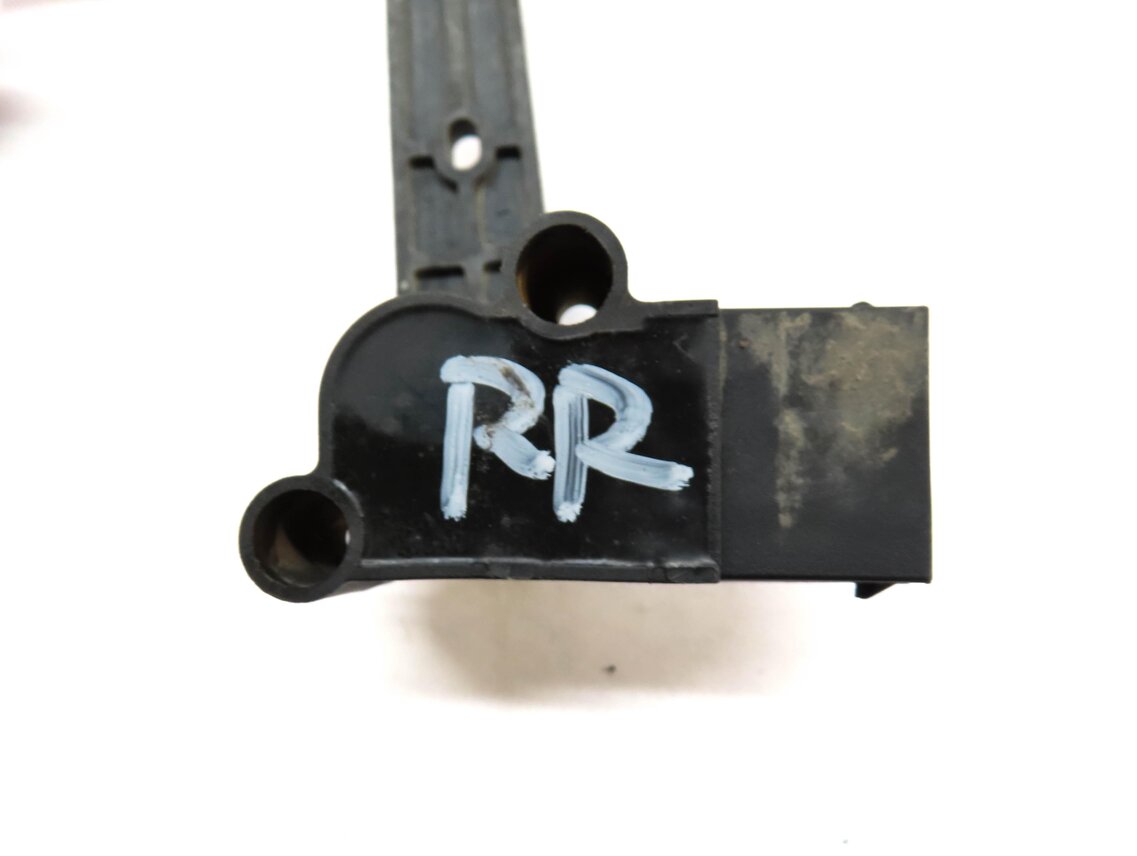Thumbnail 4: 2012 RANGE ROVER SPORT (L320) REAR RIGHT SUSPENSION HEIGHT LEVEL SENSOR