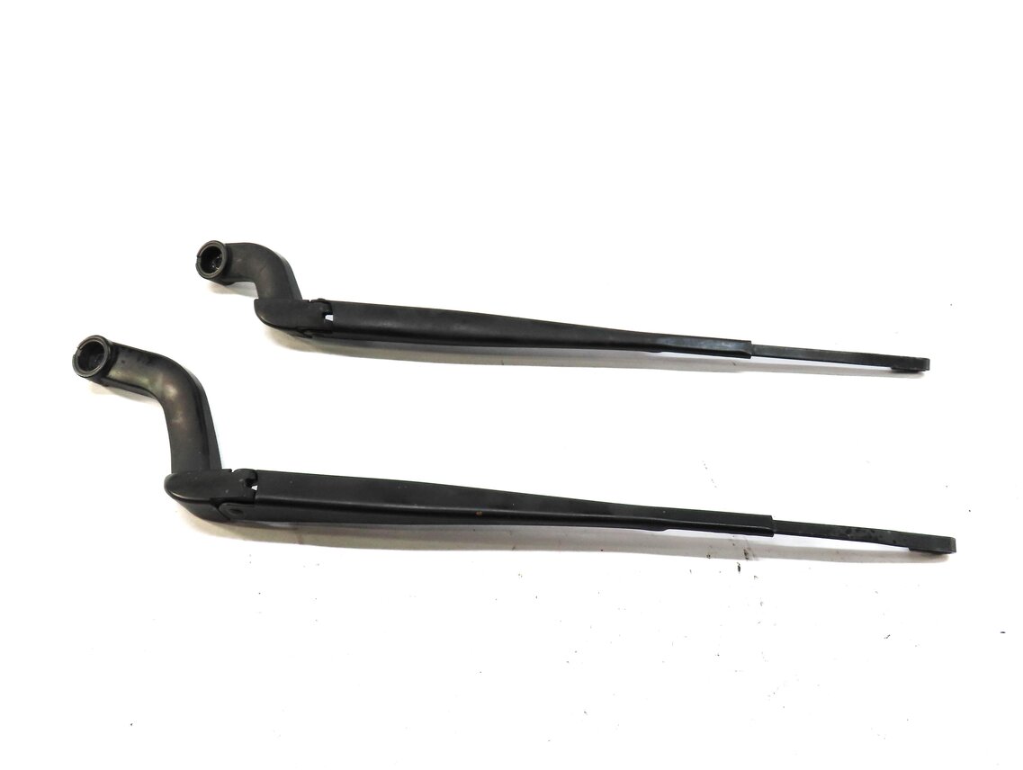 Thumbnail 2: 07-16 LAND ROVER LR4 - RANGE ROVER SPORT (L320) FRONT WINDSHIELD WIPER ARM SET