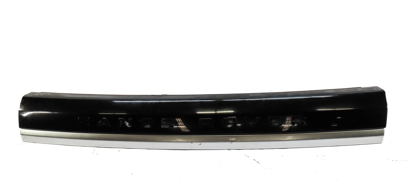 Thumbnail 2: 2012 RANGE ROVER SPORT L320 TRUNK HANDLE w/ TRIM & LICENSE PLATE LIGHTS (BLACK)
