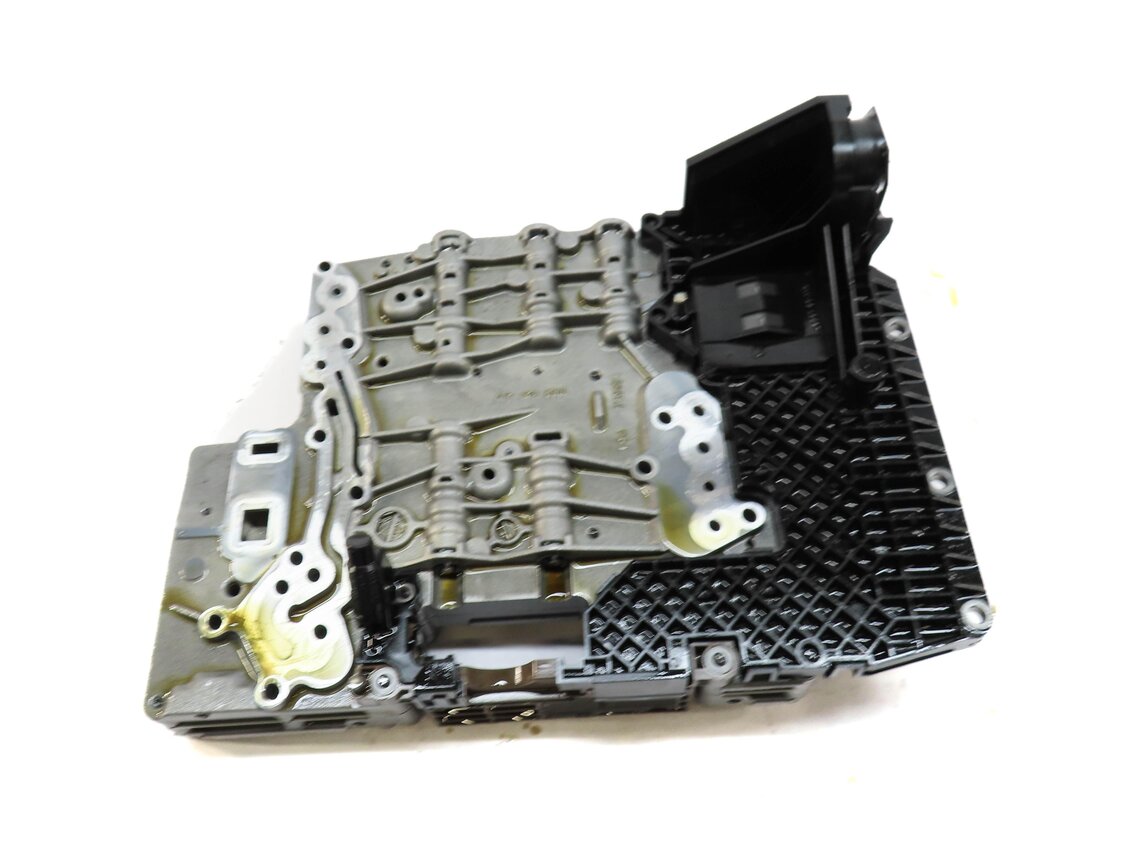 Thumbnail 3: 2012-2013 RANGE ROVER SPORT (L320 L322) A/T AUTOMATIC TRANSMISSION VALVE BODY