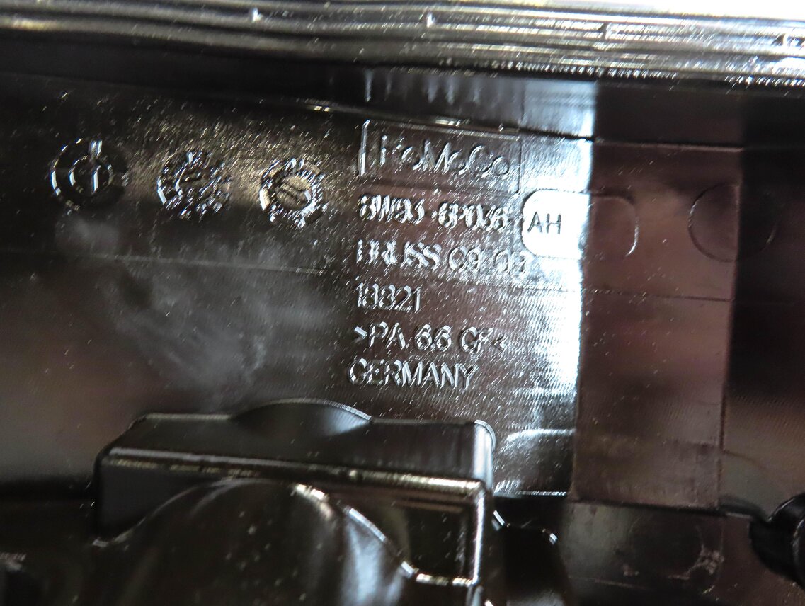 Thumbnail 6: 10-18 RANGE ROVER SPORT (L320 L322 L494 L405) 5.0L V8 - RIGHT ENGINE VALVE COVER
