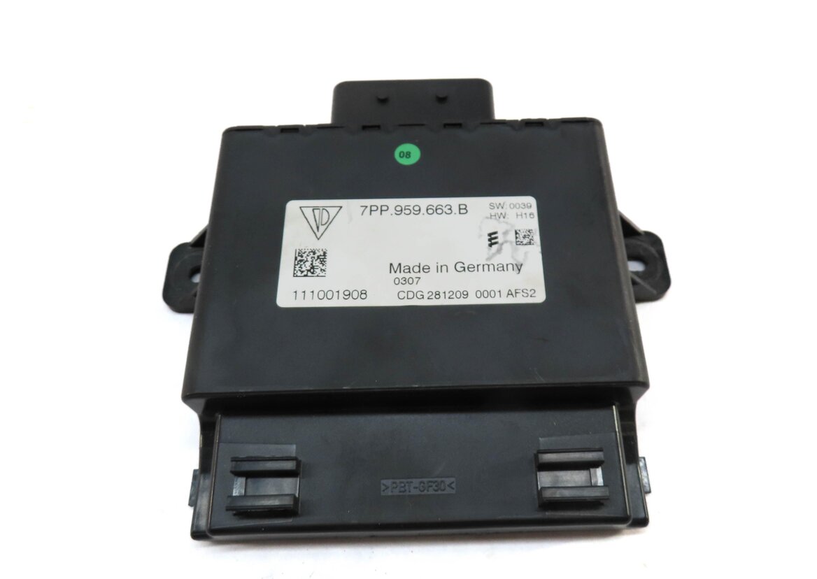 Thumbnail 2: 2010 PORSCHE PANAMERA (970 G1) VOLTAGE CONVERTER CONTROL MODULE