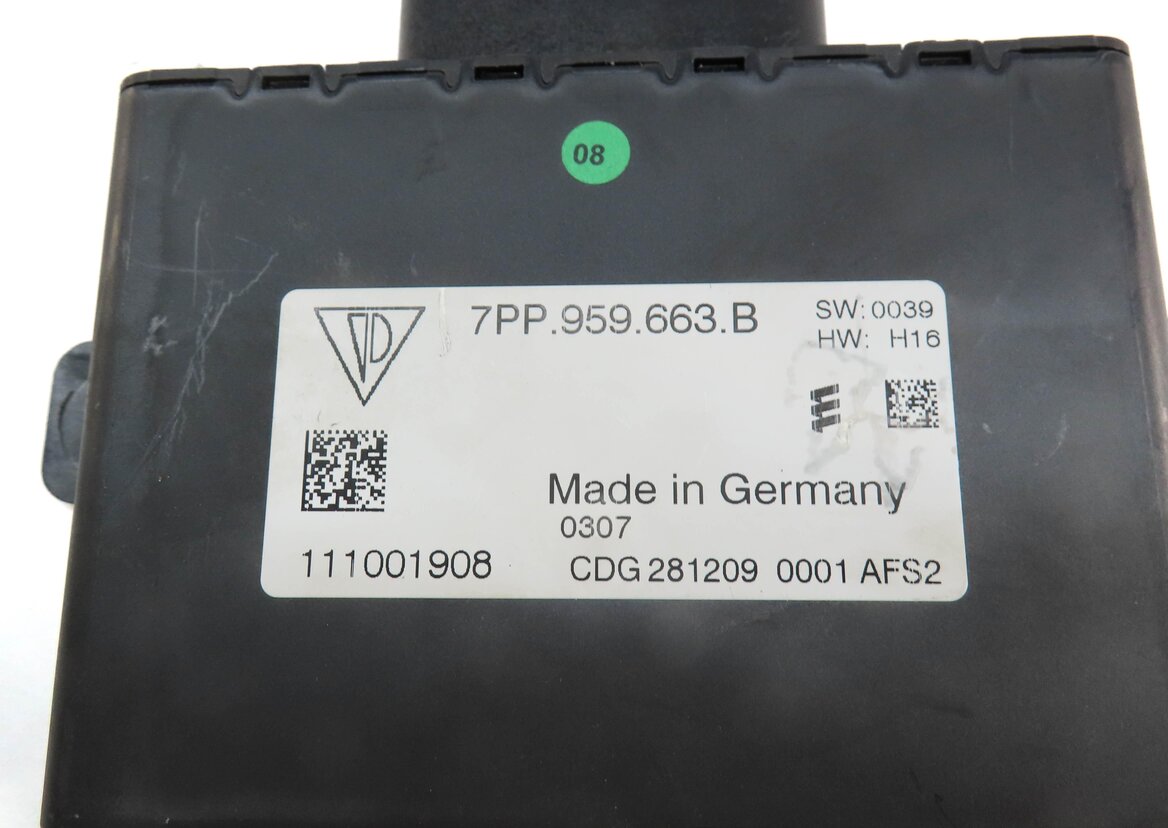 Thumbnail 4: 2010 PORSCHE PANAMERA (970 G1) VOLTAGE CONVERTER CONTROL MODULE