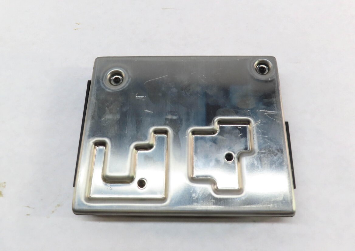 Thumbnail 2: 2010 PORSCHE PANAMERA (970 G1) FRONT BODY CONTROL MODULE COMPUTER BCM