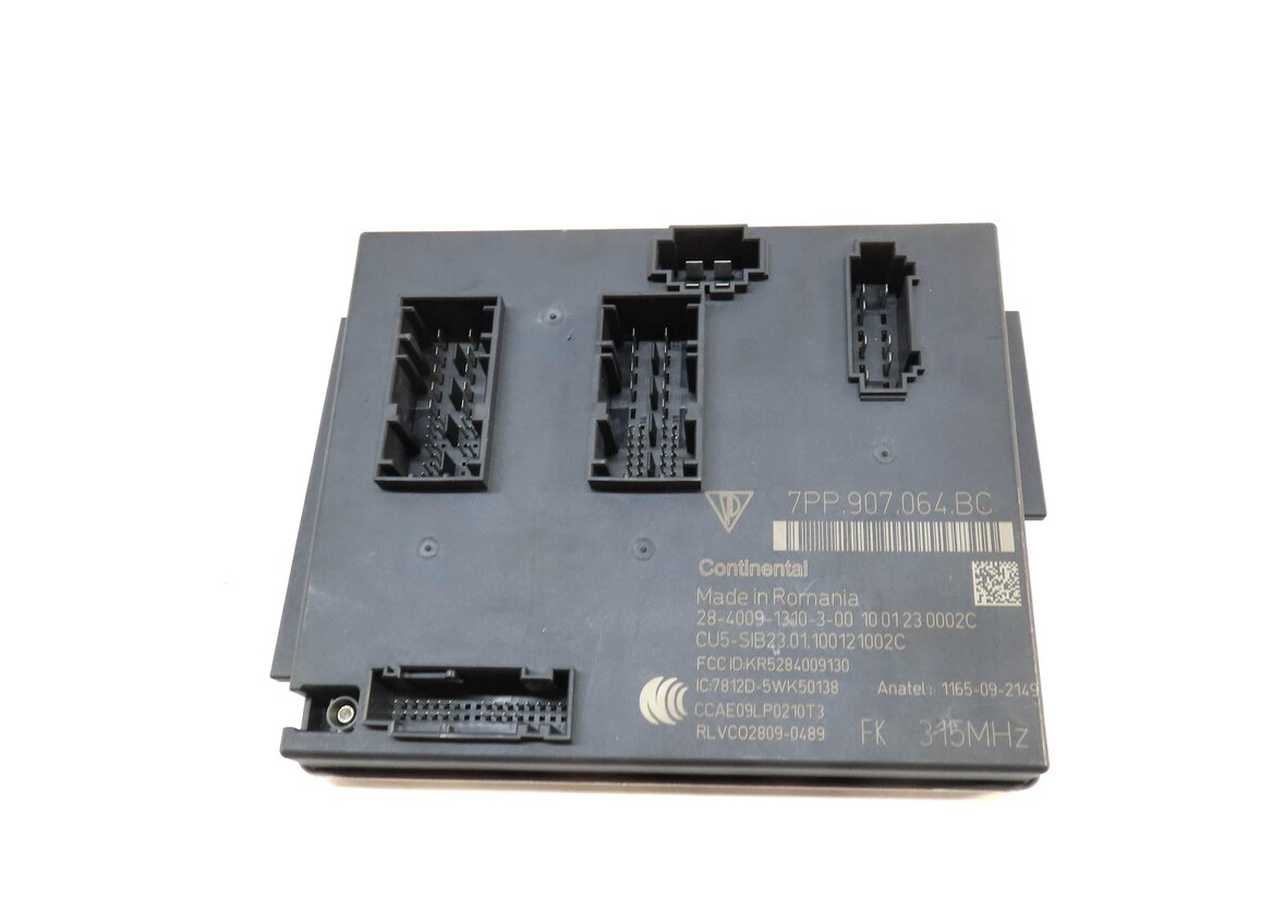 Thumbnail 3: 2010 PORSCHE PANAMERA (970 G1) FRONT BODY CONTROL MODULE COMPUTER BCM