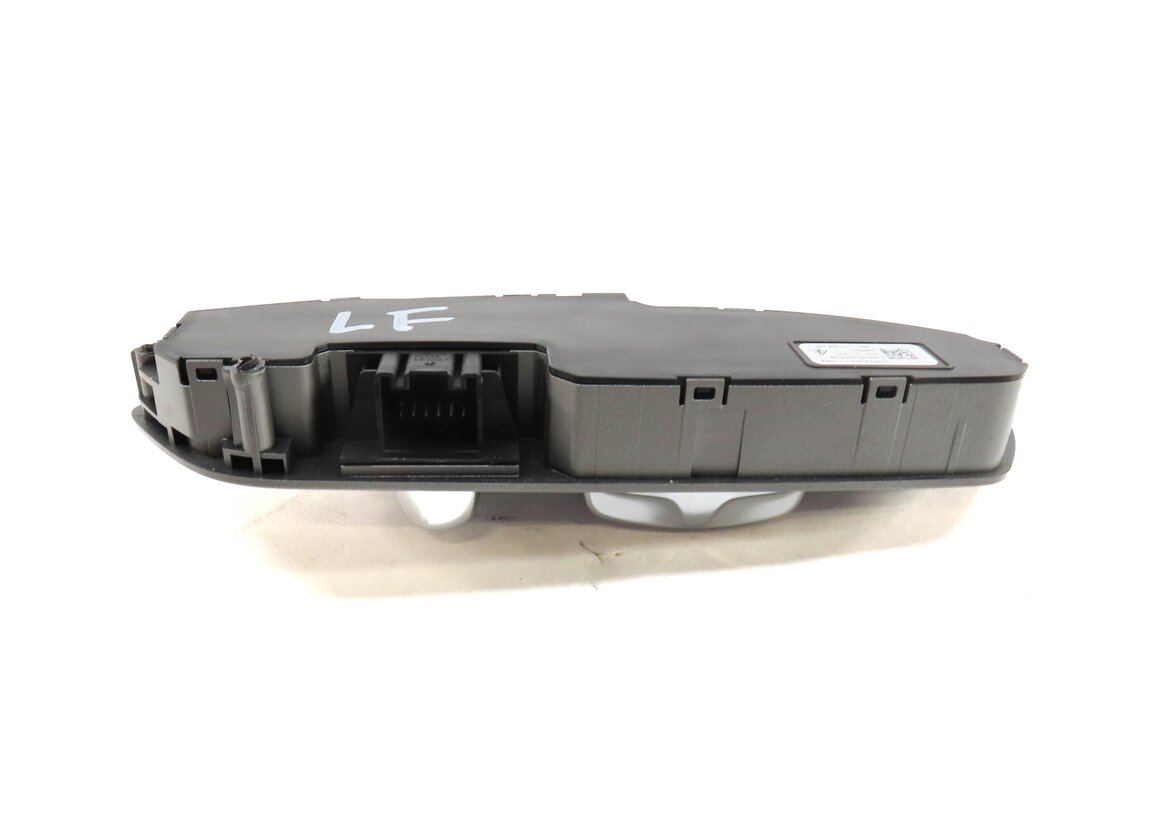 Thumbnail 4: 2010 PORSCHE PANAMERA (970 G1) FRONT LEFT DRIVER SEAT ADJUST ADJUSTMENT SWITCH