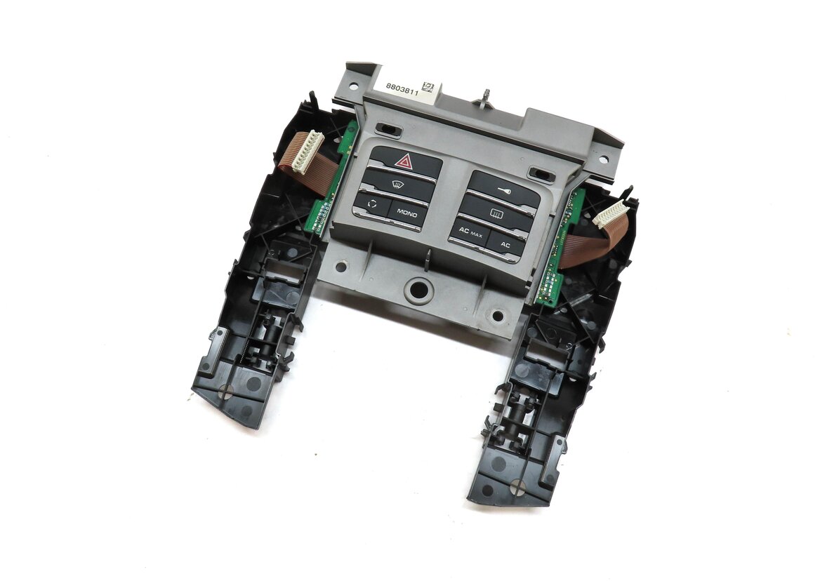 Thumbnail 1: 2010 PORSCHE PANAMERA (970 G1) HAZARD SWITCH PANEL w/ HEATER CONTROL HOUSING