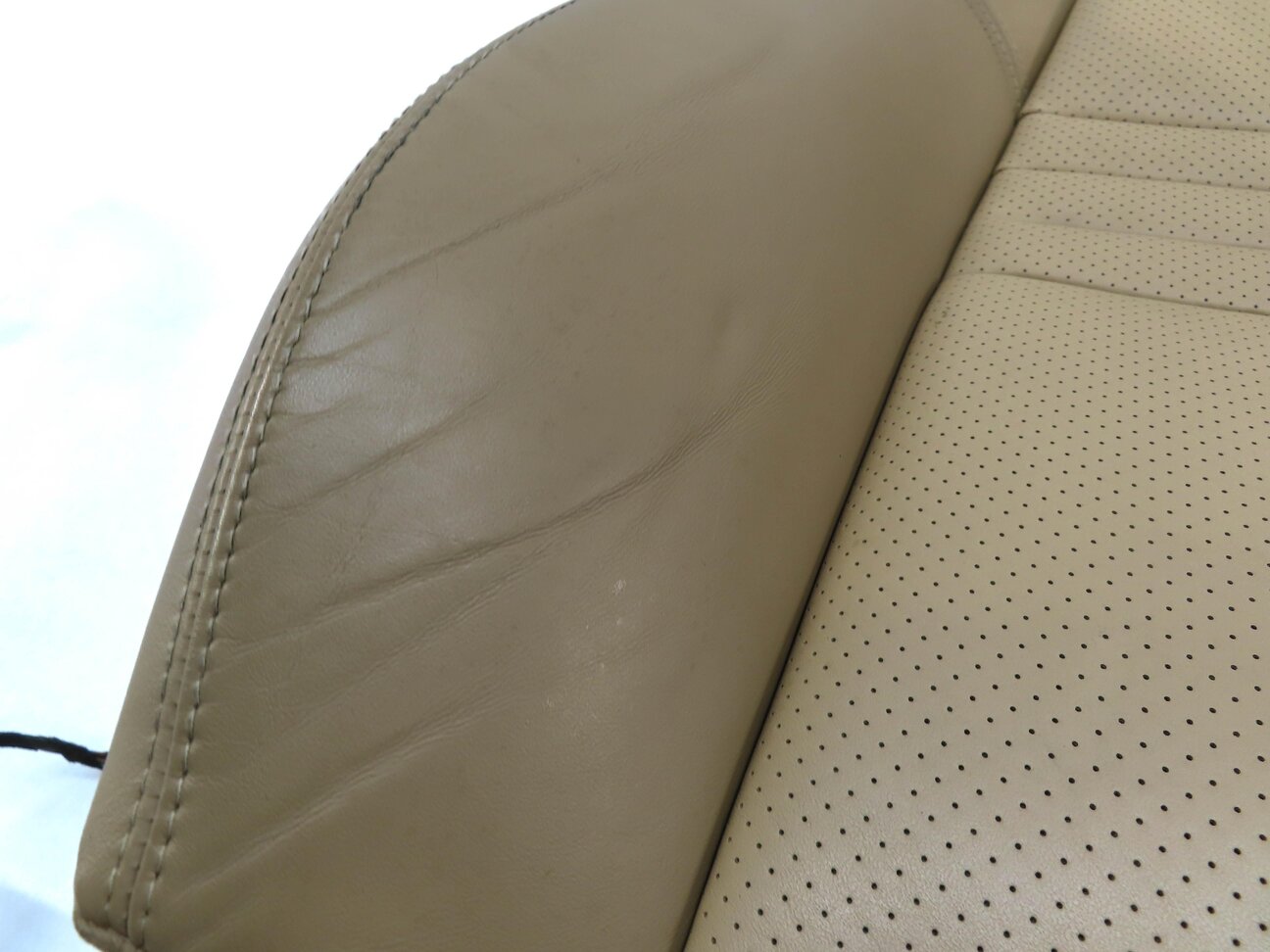 Thumbnail 6: 2010 PORSCHE PANAMERA (970 G1) PASSENGER UPPER TOP HEATED SEAT CUSHION (BEIGE)