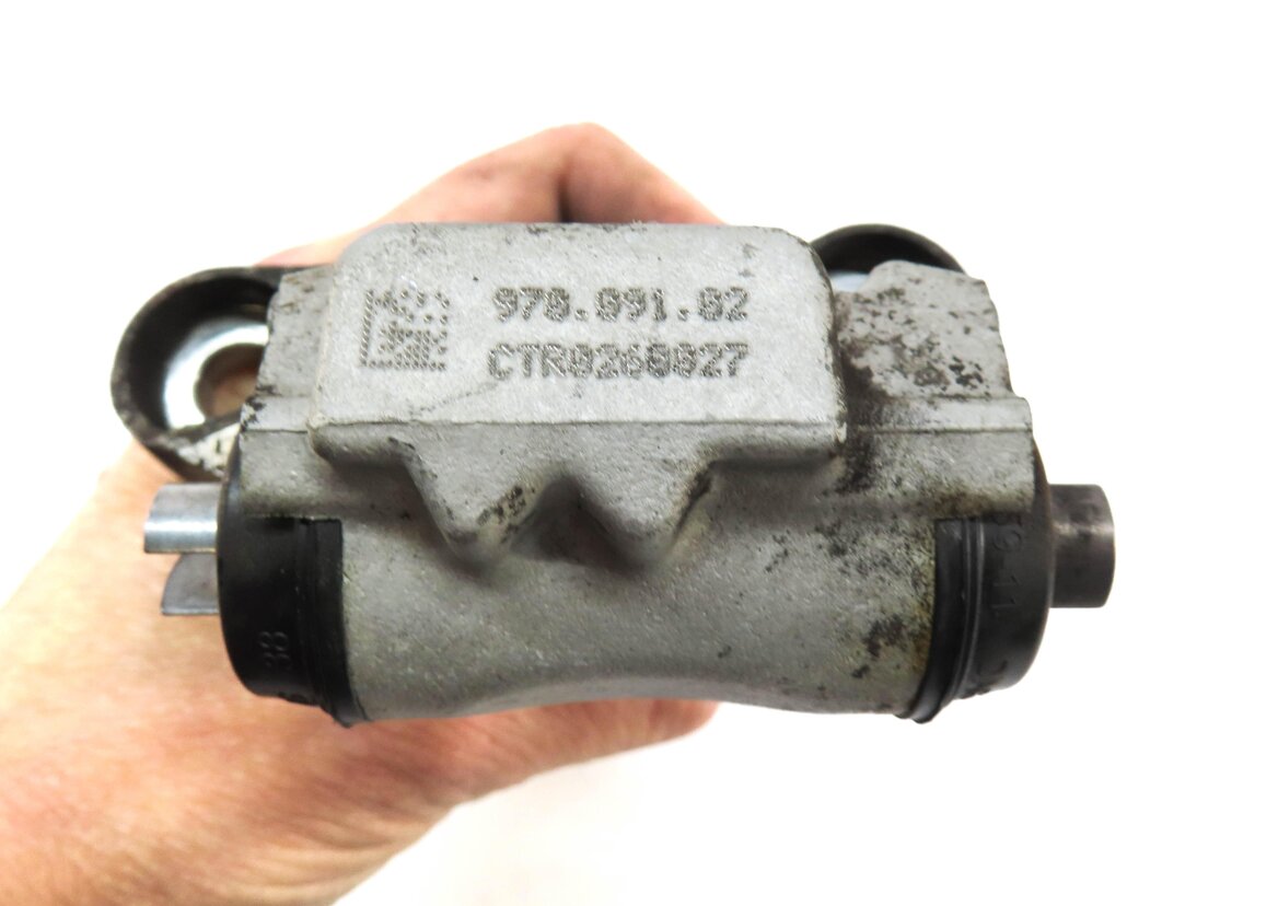 Thumbnail 6: 2010 PORSCHE PANAMERA (970 G1) REAR LEFT DRIVER BRAKE CALIPER ACTUATOR MOTOR