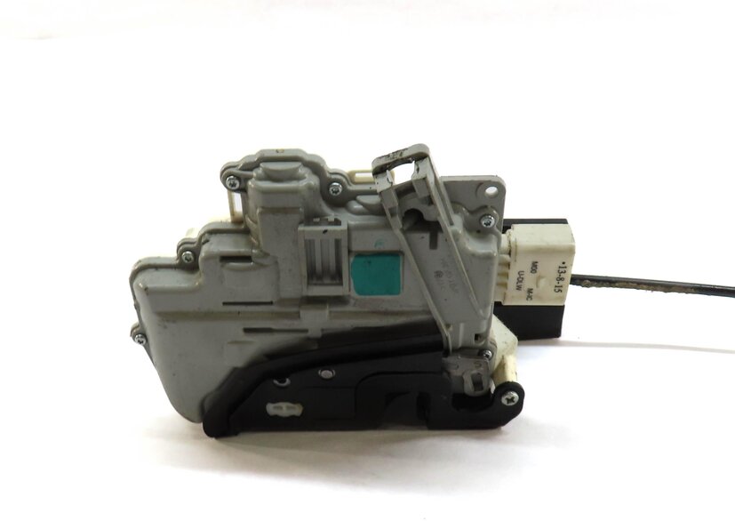 Thumbnail 3: 09-18 AUDI PORSCHE A4 A5 Q5 S4 TT CAYENNE PANAMERA LEFT FRONT DRIVER DOOR LATCH