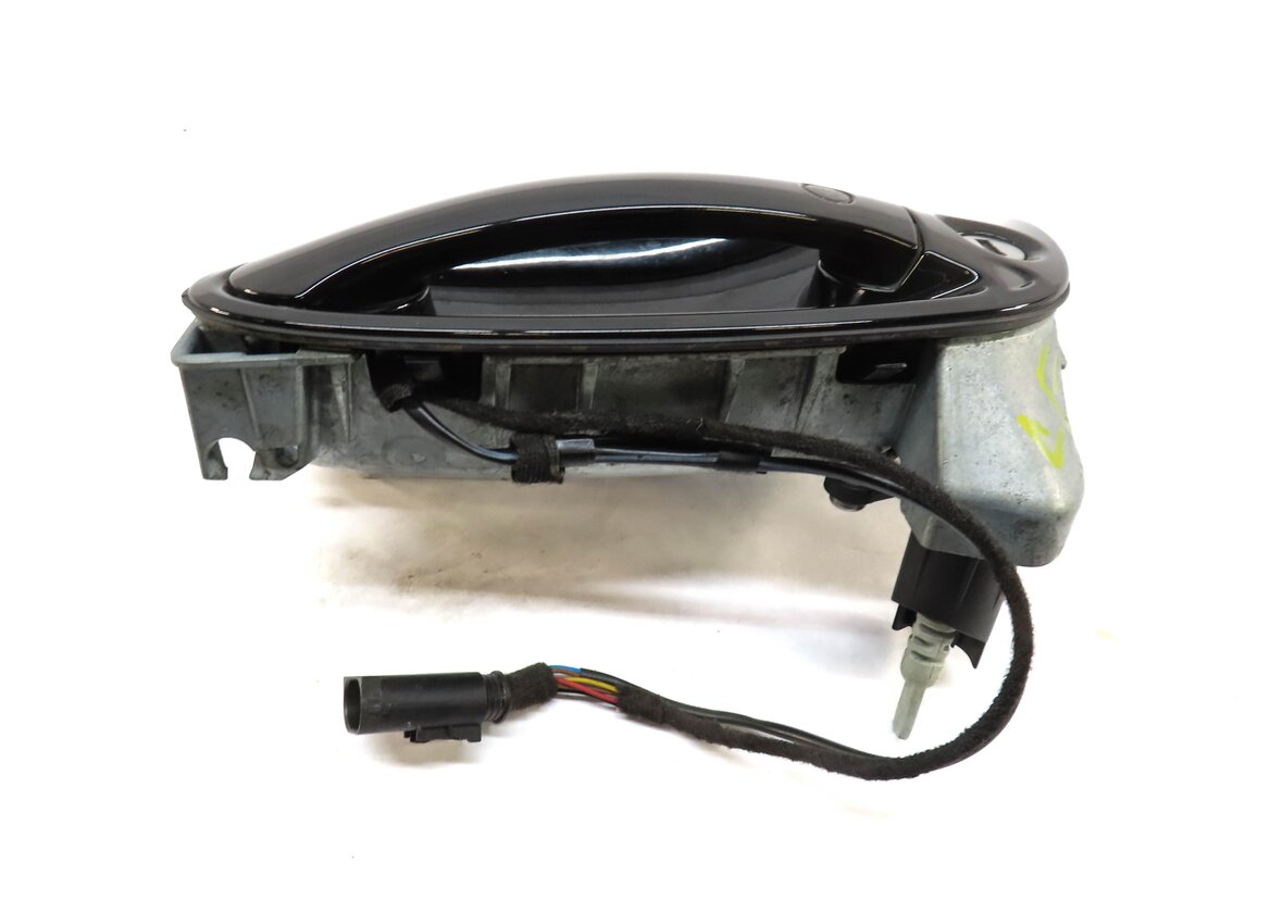 Thumbnail 3: 2010-2016 PORSCHE PANAMERA (970 G1) LEFT FRONT EXTERIOR DOOR HANDLE (BLACK A1)