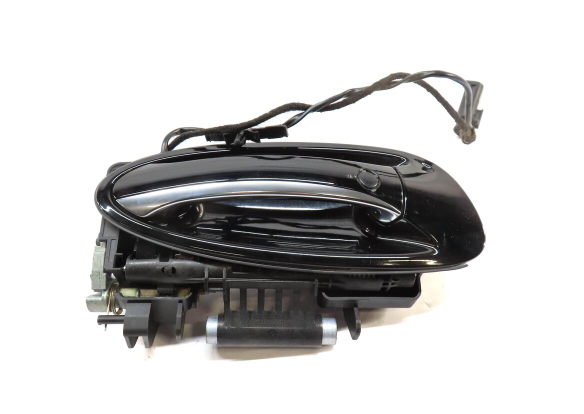 Thumbnail 2: 2010-2016 PORSCHE PANAMERA (970 G1) RIGHT FRONT EXTERIOR DOOR HANDLE (BLACK A1)