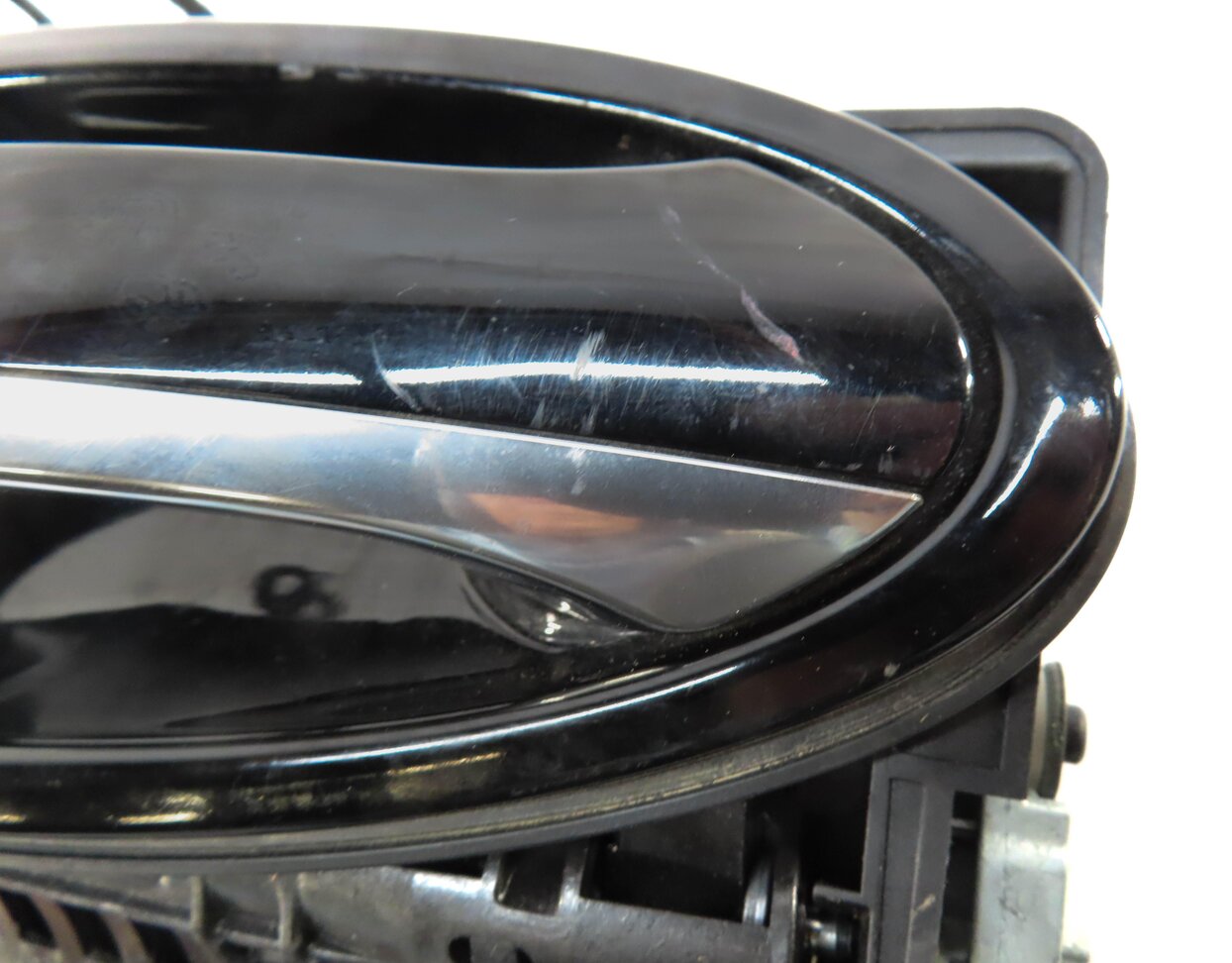 Thumbnail 5: 2010-2016 PORSCHE PANAMERA (970 G1) LEFT REAR EXTERIOR DOOR HANDLE (BLACK A1)