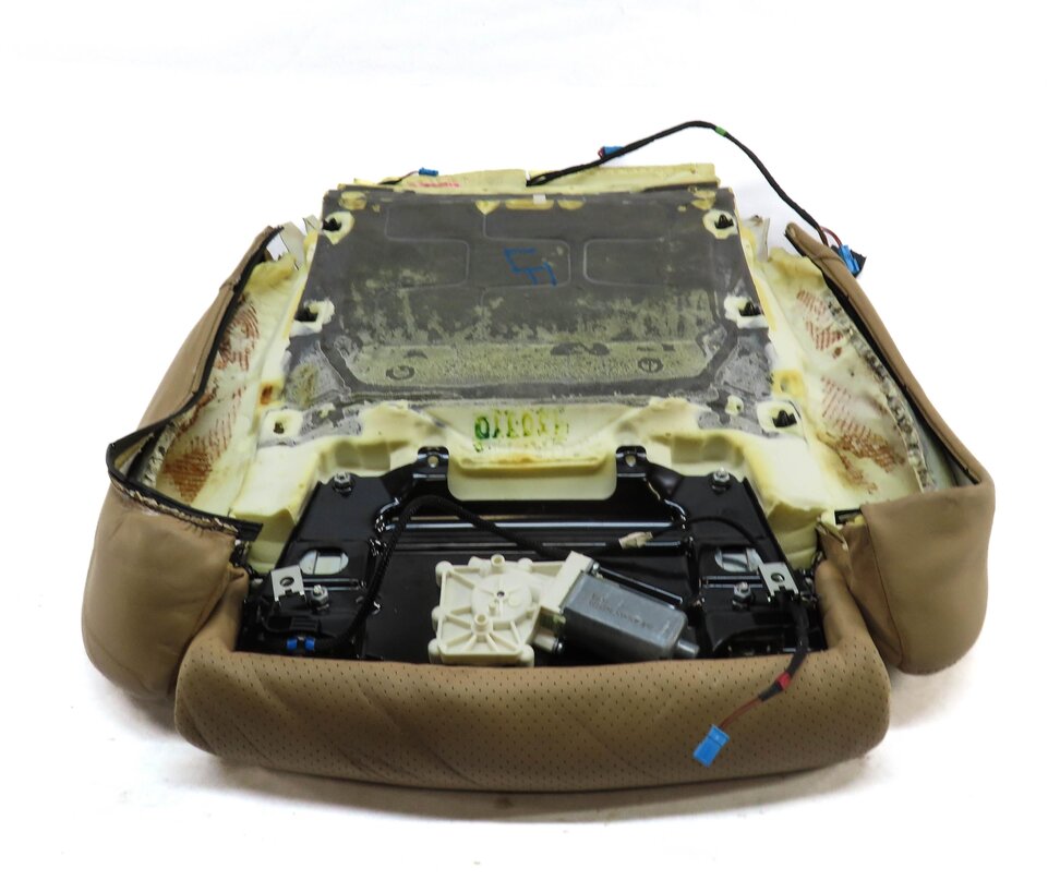 Thumbnail 4: 2010 PORSCHE PANAMERA (970 G1) DRIVER LOWER BOTTOM HEATED SEAT CUSHION (BEIGE)