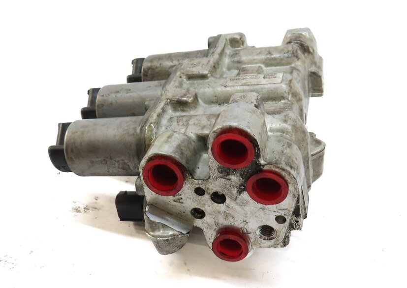 Thumbnail 3: 2010 PORSCHE PANAMERA TURBO (970 G1) DYNAMIC SUSPENSION VALVE BLOCK