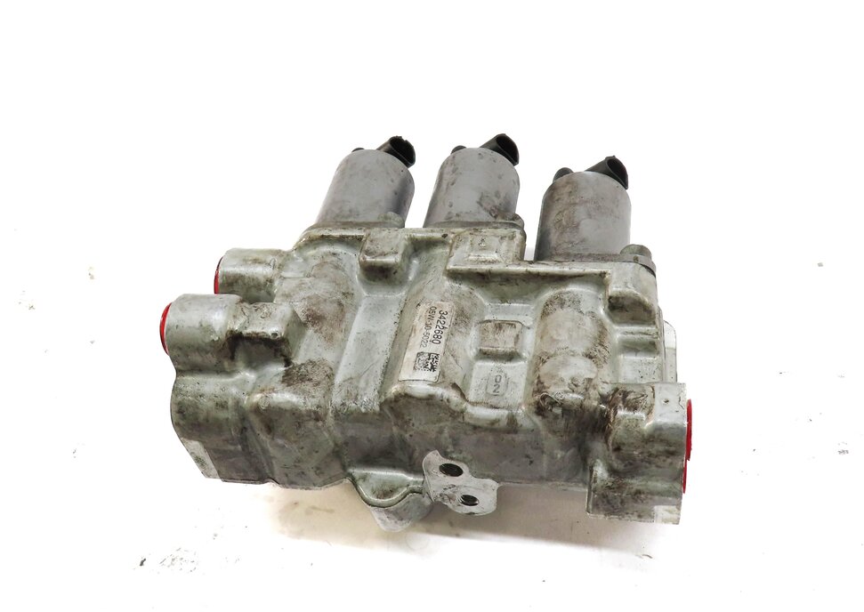 Thumbnail 4: 2010 PORSCHE PANAMERA TURBO (970 G1) DYNAMIC SUSPENSION VALVE BLOCK