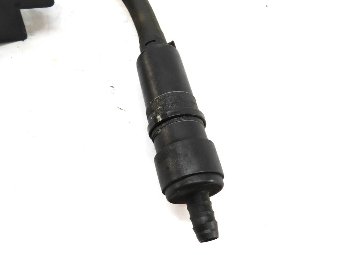 Thumbnail 4: 2010 PORSCHE PANAMERA (970 G1) REAR AIR SUSPENSION DISTRIBUTION VALVE BLOCK