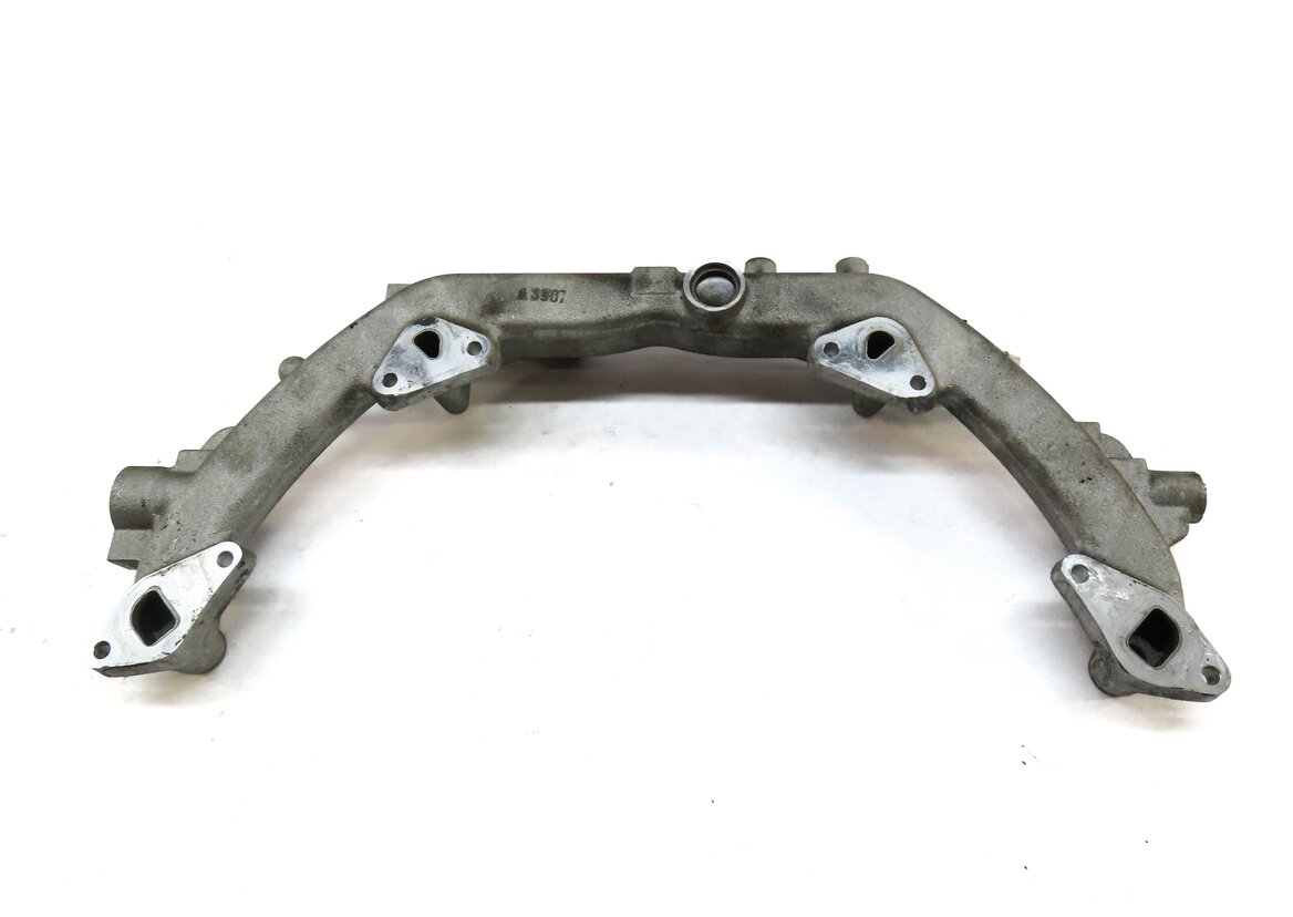 Thumbnail 4: 2010 PORSCHE PANAMERA (970 G1) 4.8L M48 TURBO ENGINE COOLANT CROSSOVER PIPE