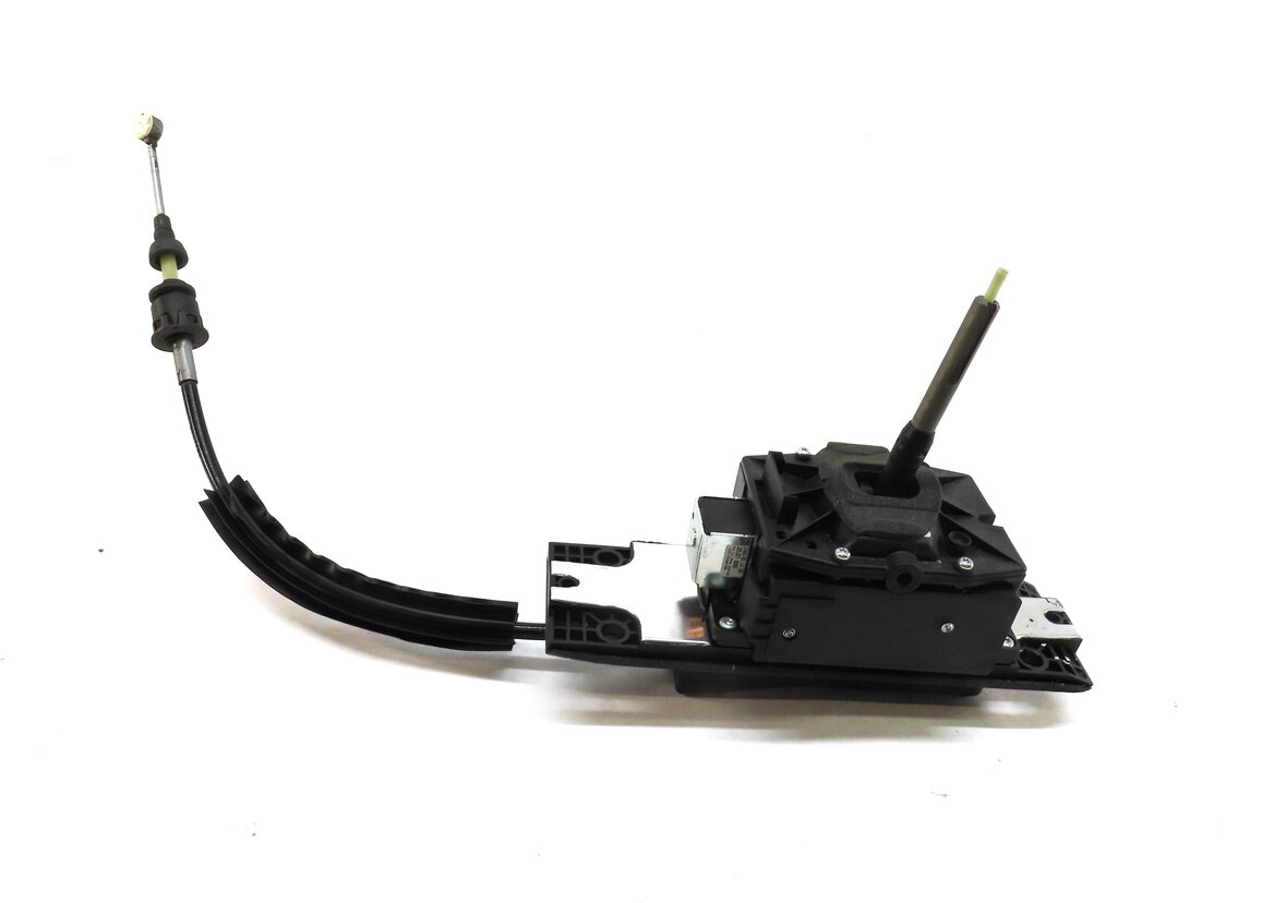 Thumbnail 2: 2010-2016 PORSCHE PANAMERA (970 G1) AUTOMATIC TRANSMISSION GEAR SHIFTER w/ CABLE