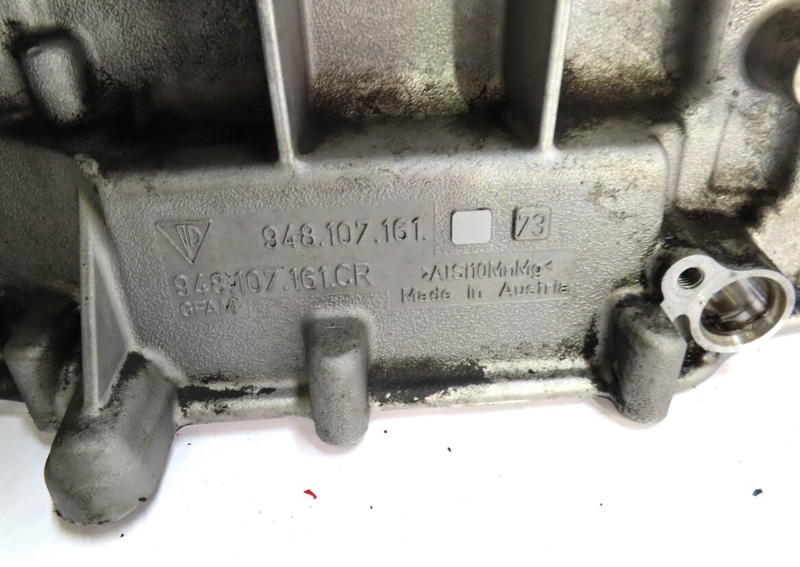 Thumbnail 6: 2010 PORSCHE PANAMERA (970 G1) 4.8L M48 TURBO ENGINE UPPER OIL PAN CRADLE
