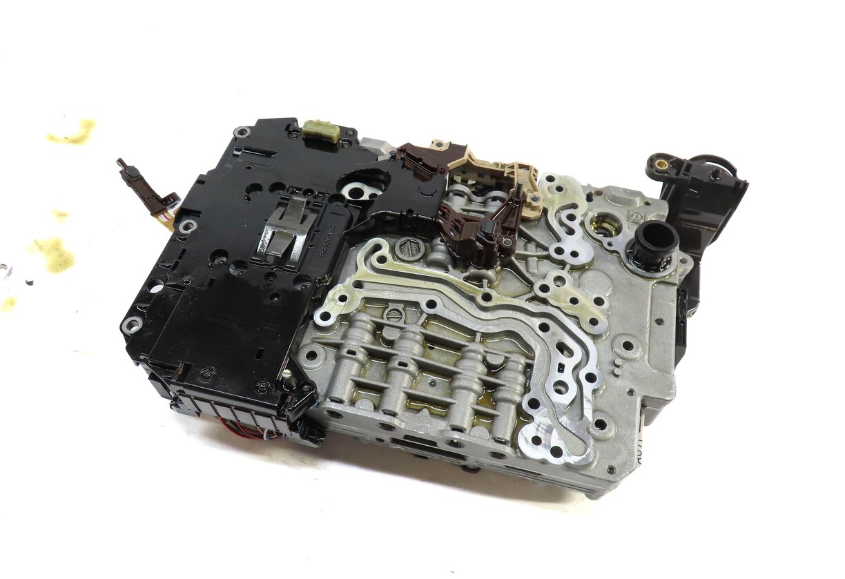 2013-2016 AUDI A4 (B8 8K) AWD QUATTRO - A/T AUTOMATIC TRANSMISSION VALVE BODY