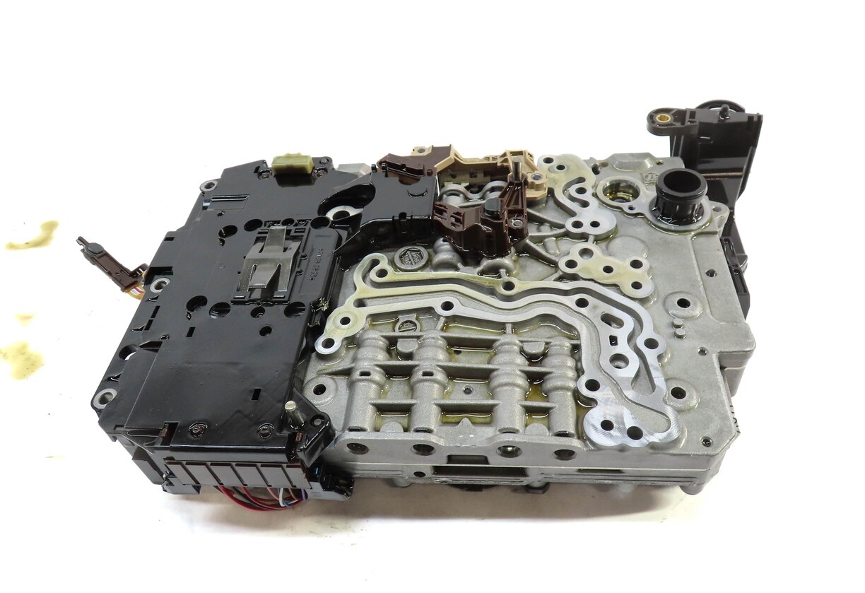 Thumbnail 2: 2013-2016 AUDI A4 (B8 8K) AWD QUATTRO - A/T AUTOMATIC TRANSMISSION VALVE BODY