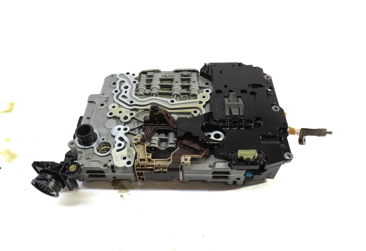 Thumbnail 3: 2013-2016 AUDI A4 (B8 8K) AWD QUATTRO - A/T AUTOMATIC TRANSMISSION VALVE BODY
