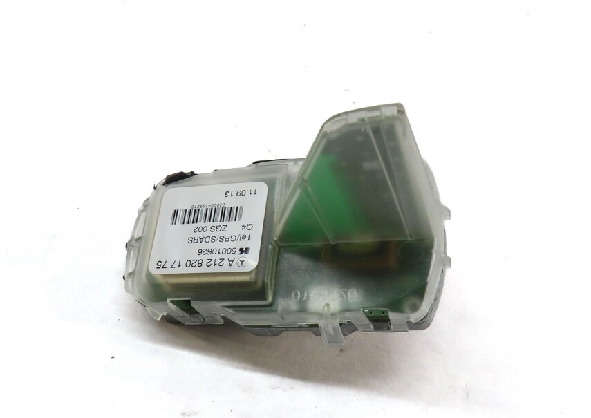 Thumbnail 5: 2014 MERCEDES E350 (W212) ROOF RADIO STEREO SHARK FIN ANTENNA (BLACK)