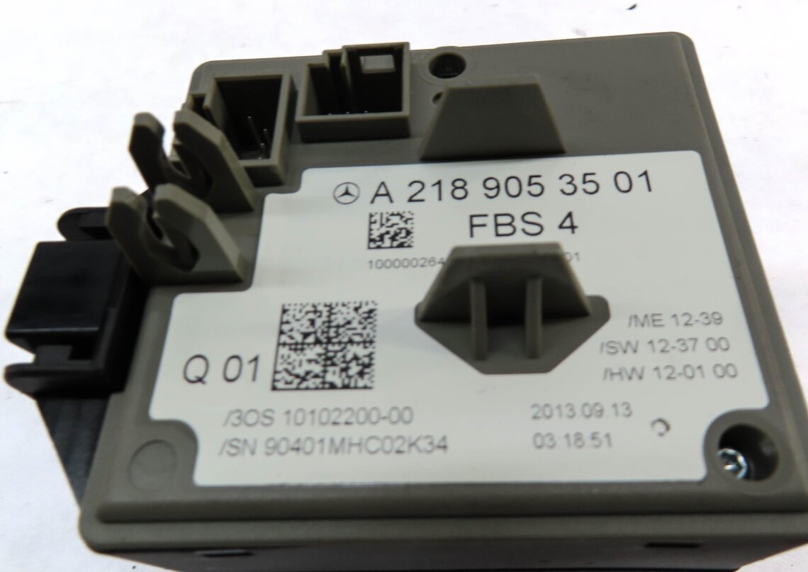 Thumbnail 4: 2014 MERCEDES E-CLASS (A207 C207 W212) IGNITION SWITCH MODULE KEY READER